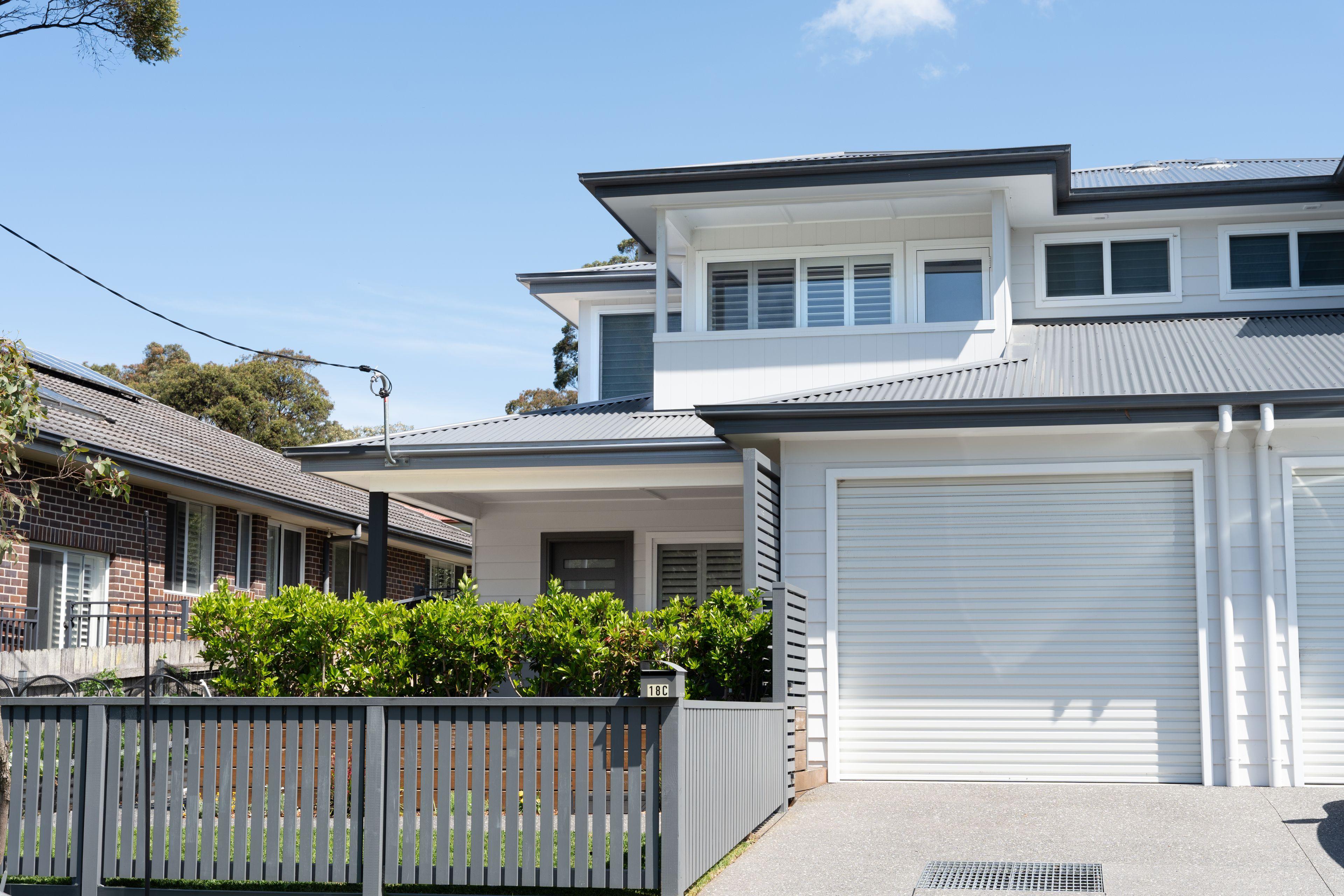 Prop-GPT: DuplexSemi-detached: NSW Helensburgh, NSW 2508 Home For Sale