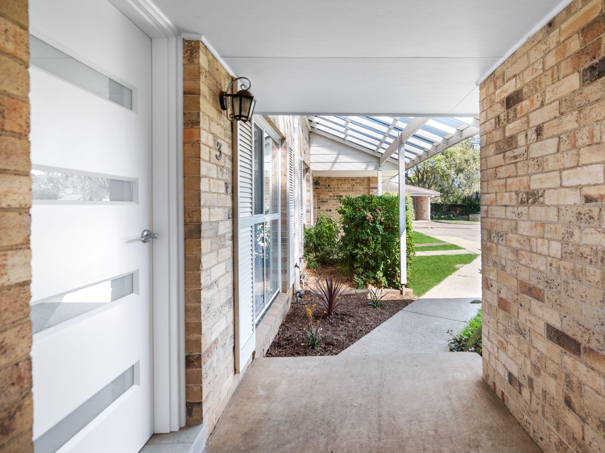 Townhouse for Sale: Macquarie Fields, NSW 2564, NSW, 2564