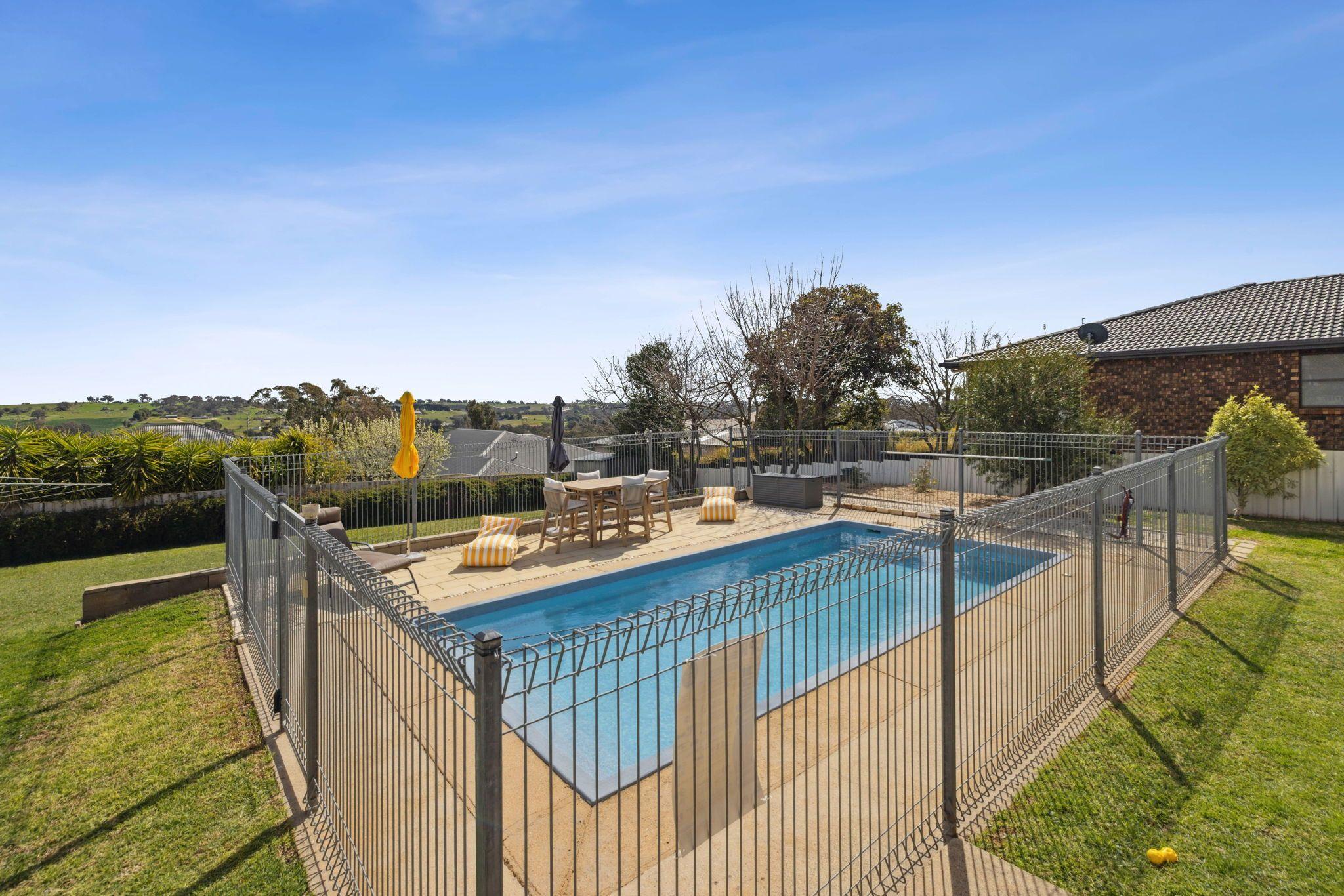 House for Sale: Young, NSW 2594, NSW, 2594