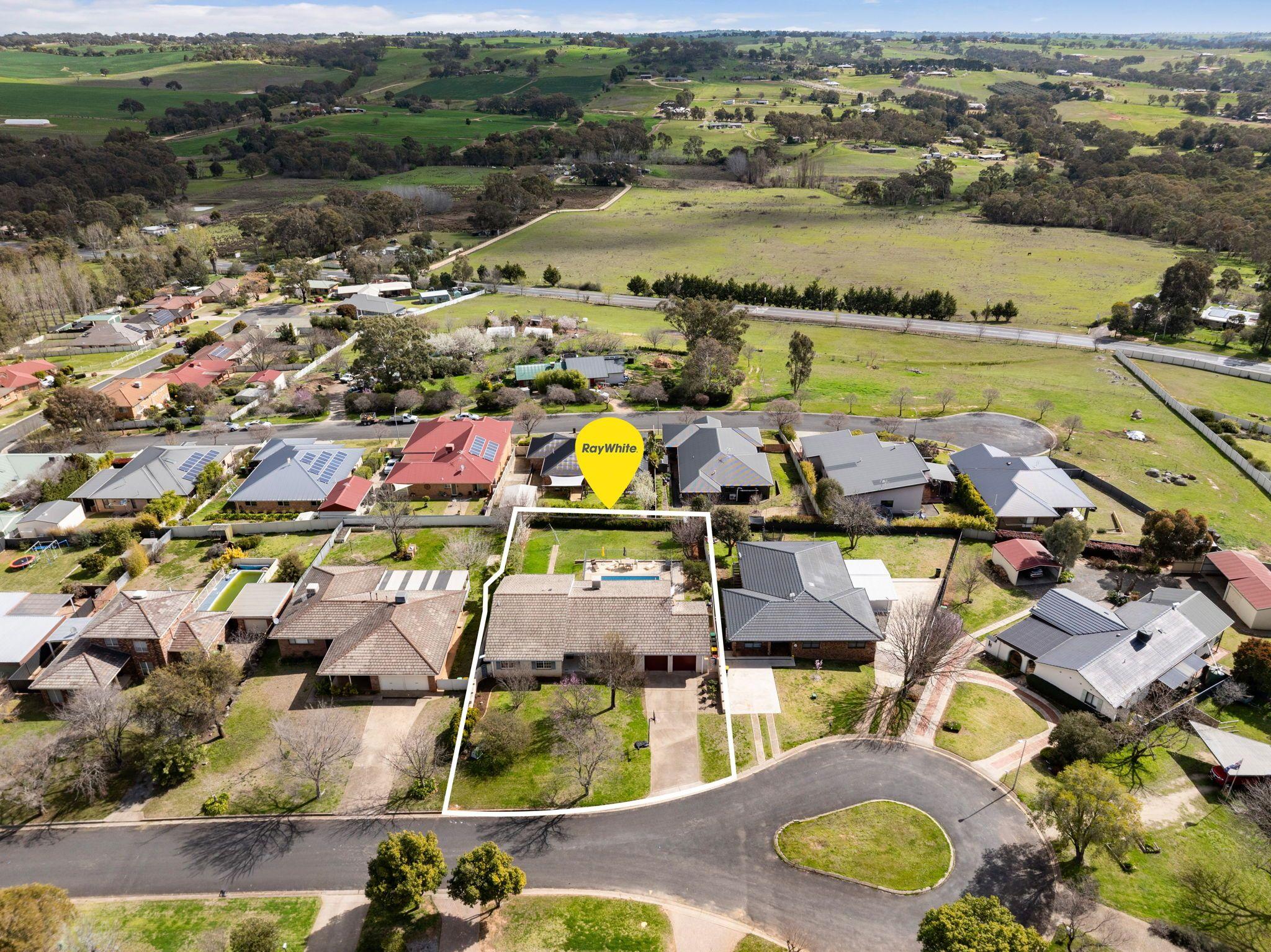 House for Sale: Young, NSW 2594, NSW, 2594