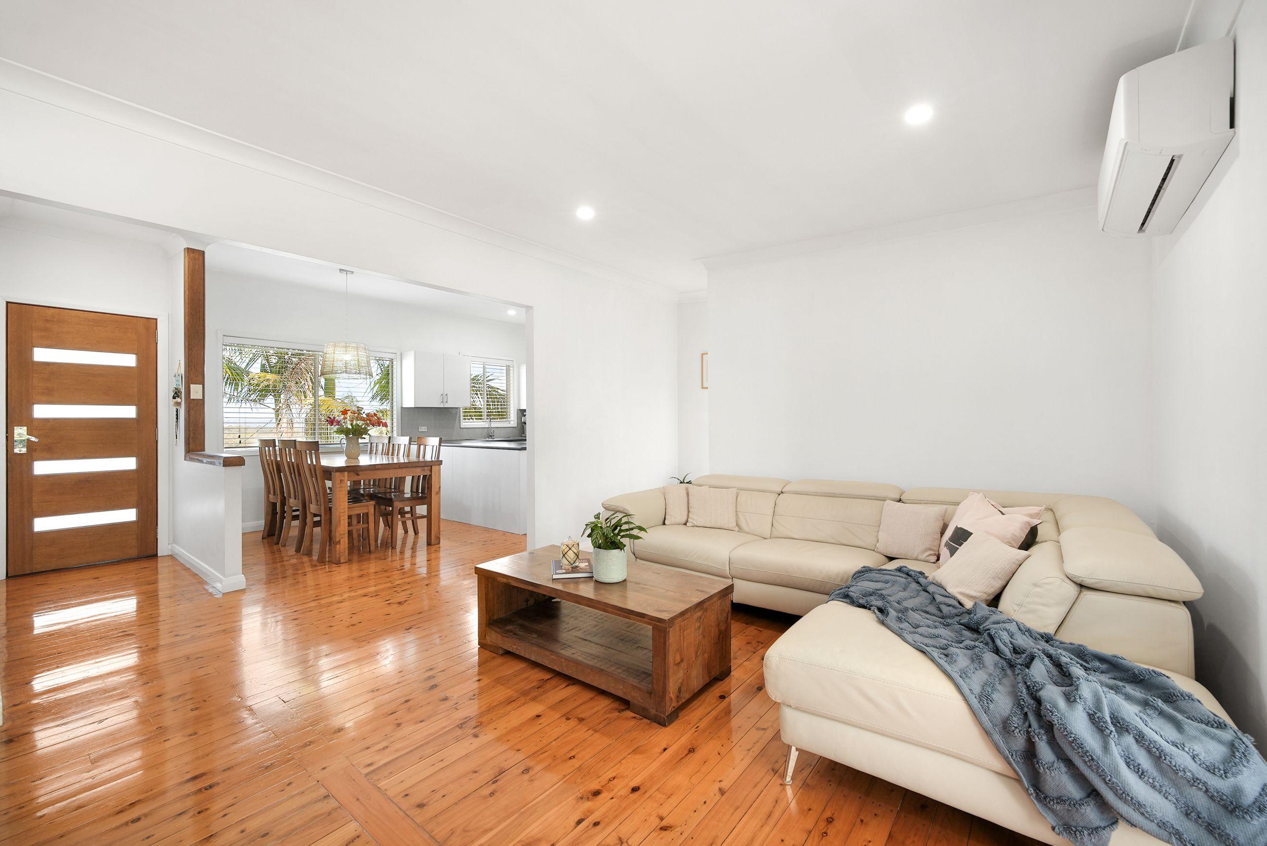 House for Sale: Bateau Bay, NSW 2261, NSW, 2261