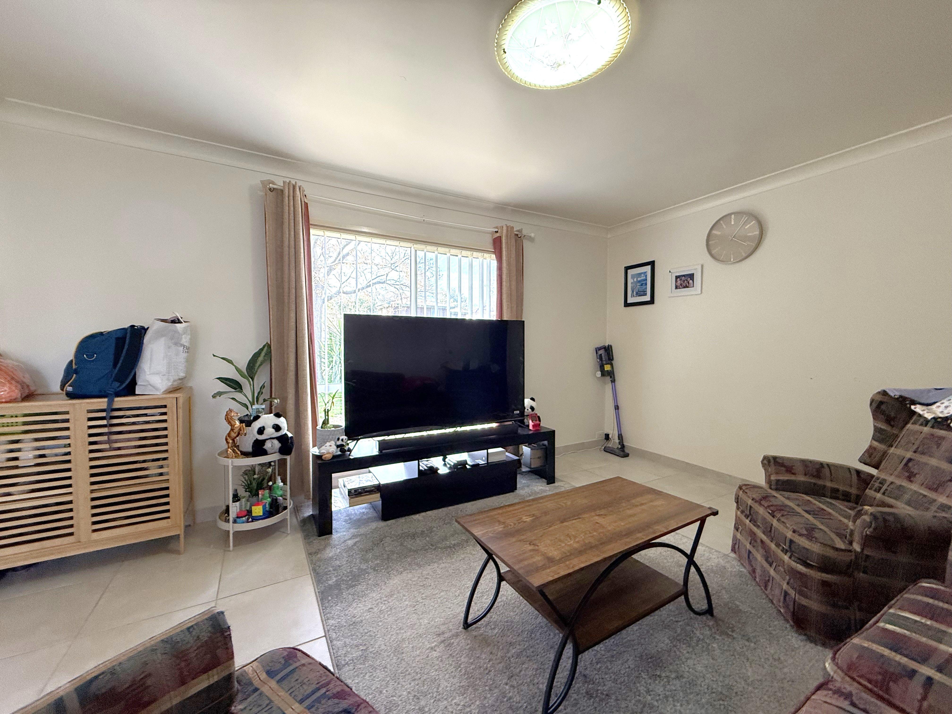 House for Sale: Young, NSW 2594, NSW, 2594