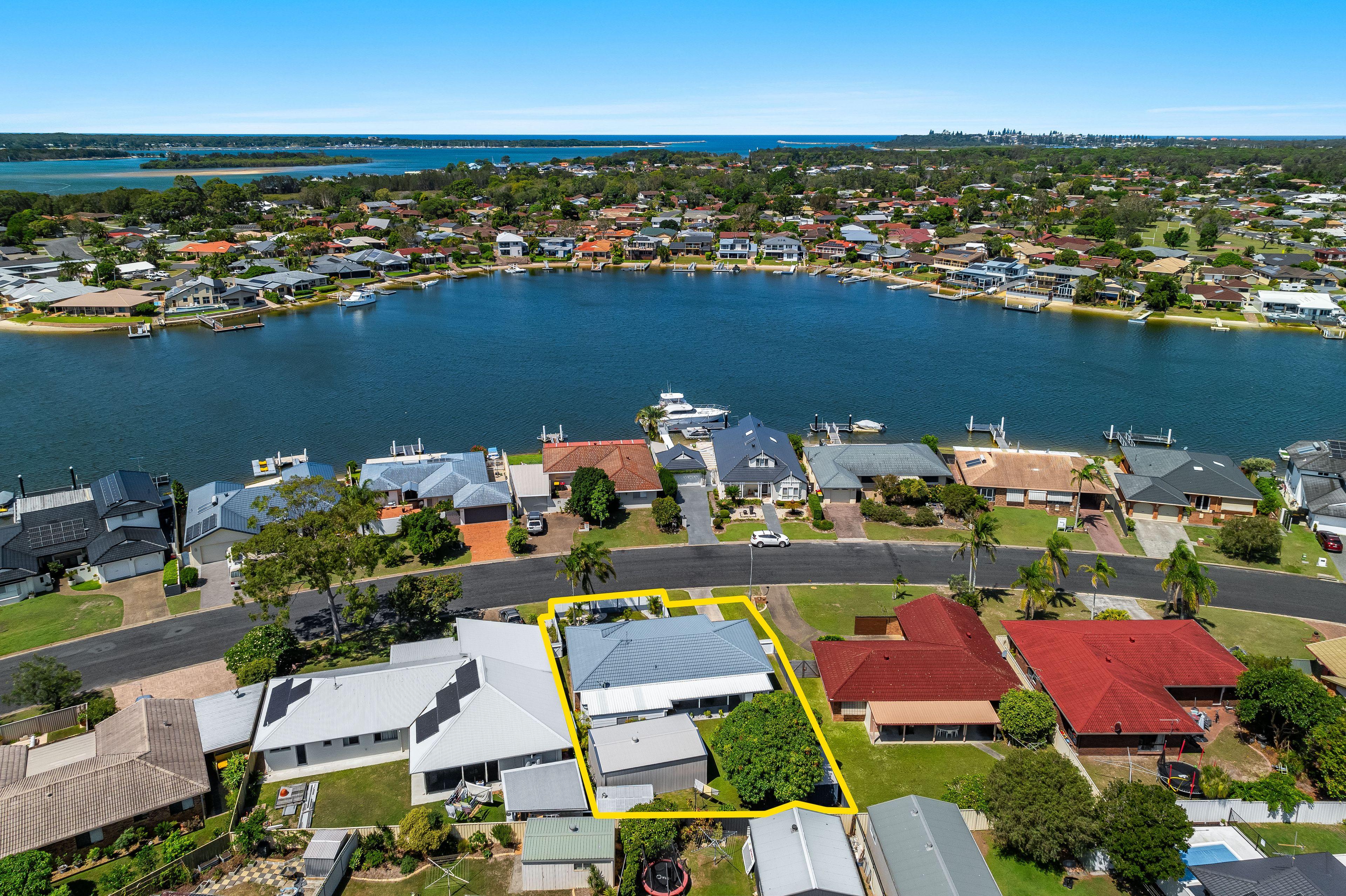 Prop-GPT: House: NSW Yamba, NSW 2464 Home For Sale