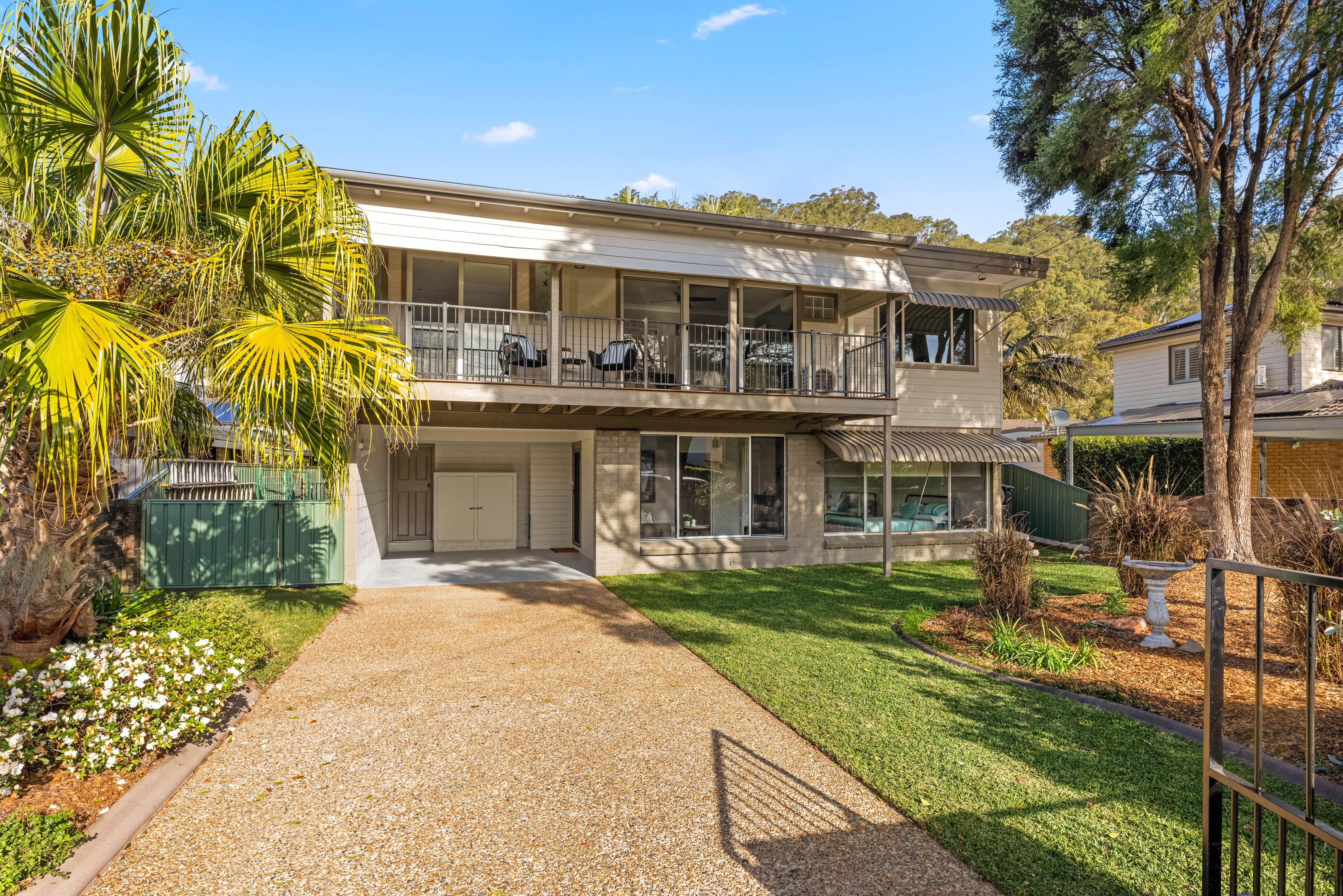 Prop-GPT: House: NSW Woronora, NSW 2232 Home For Sale