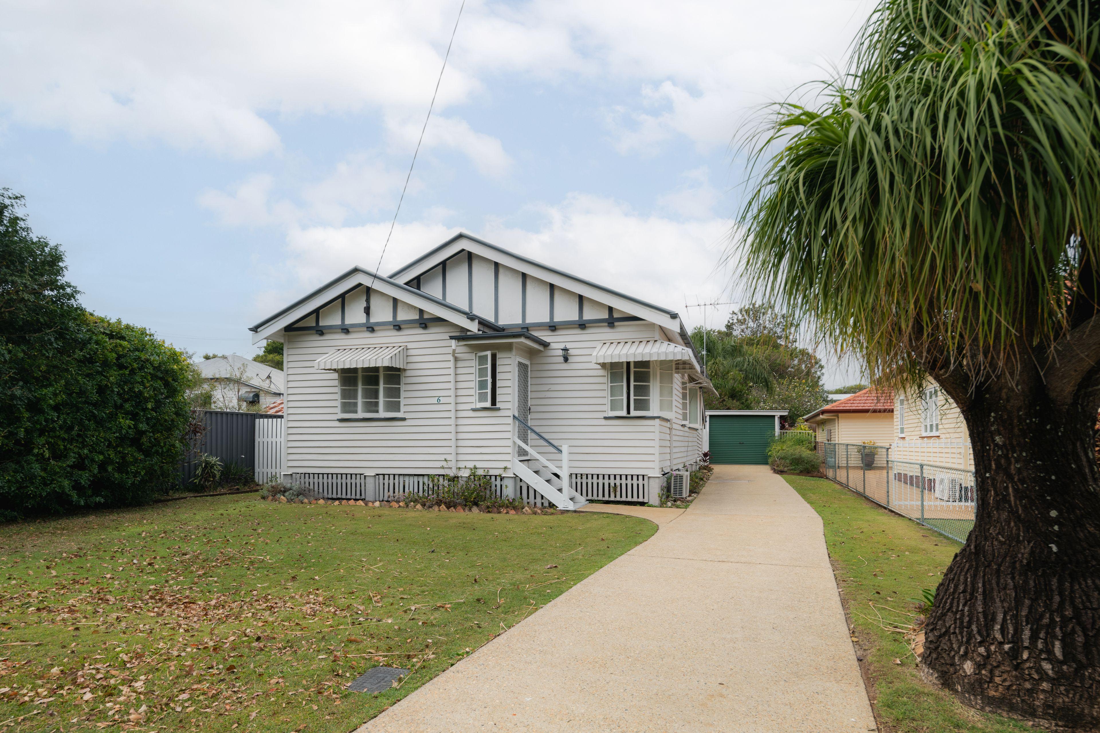 Prop-GPT: House: QLD Nudgee, QLD 4014 Home For Sale