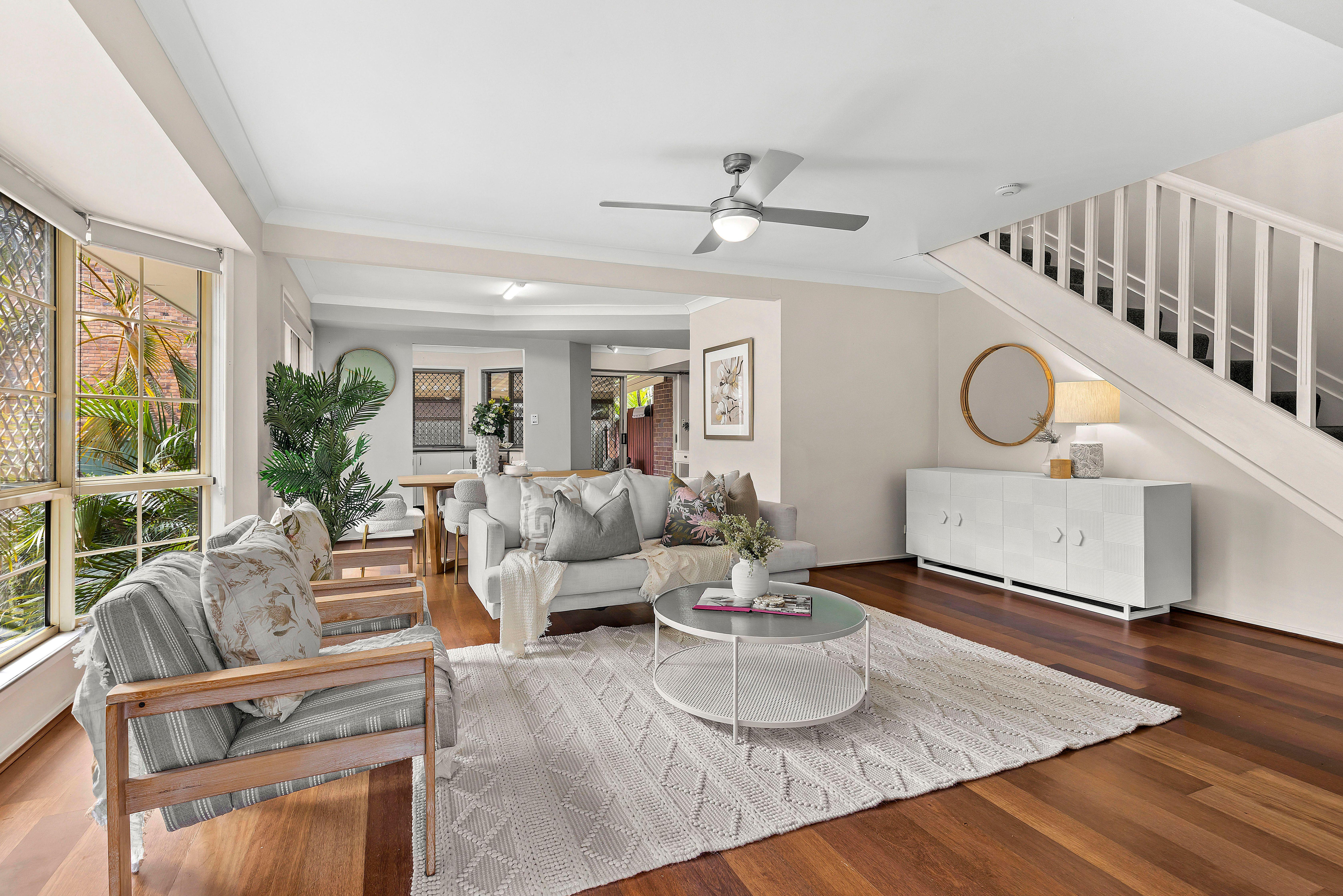 Prop-GPT: Townhouse: QLD Yeerongpilly, QLD 4105 Home For Sale