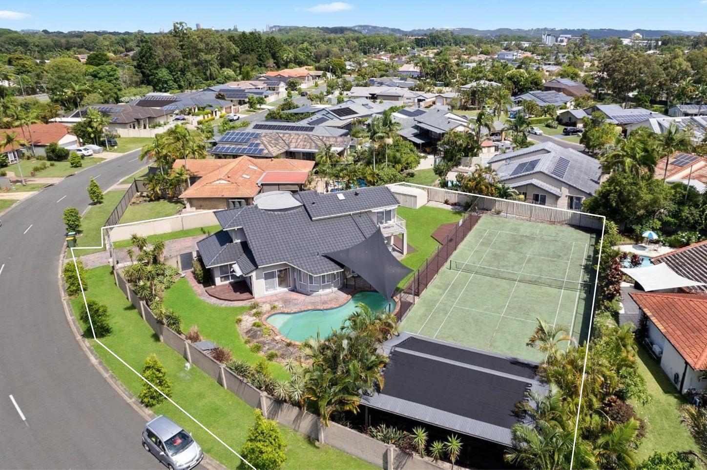 Prop-GPT: House: QLD Robina, QLD 4226 Queensland 4226