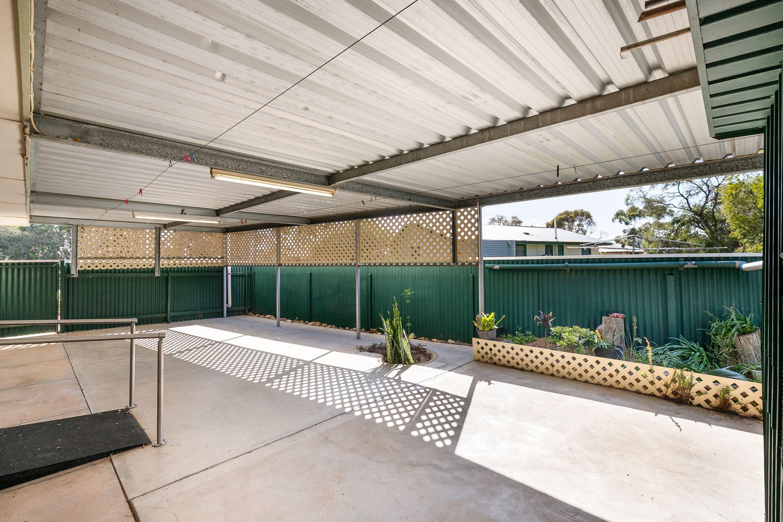 House for Sale: Renmark, SA 5341, SA, 5341