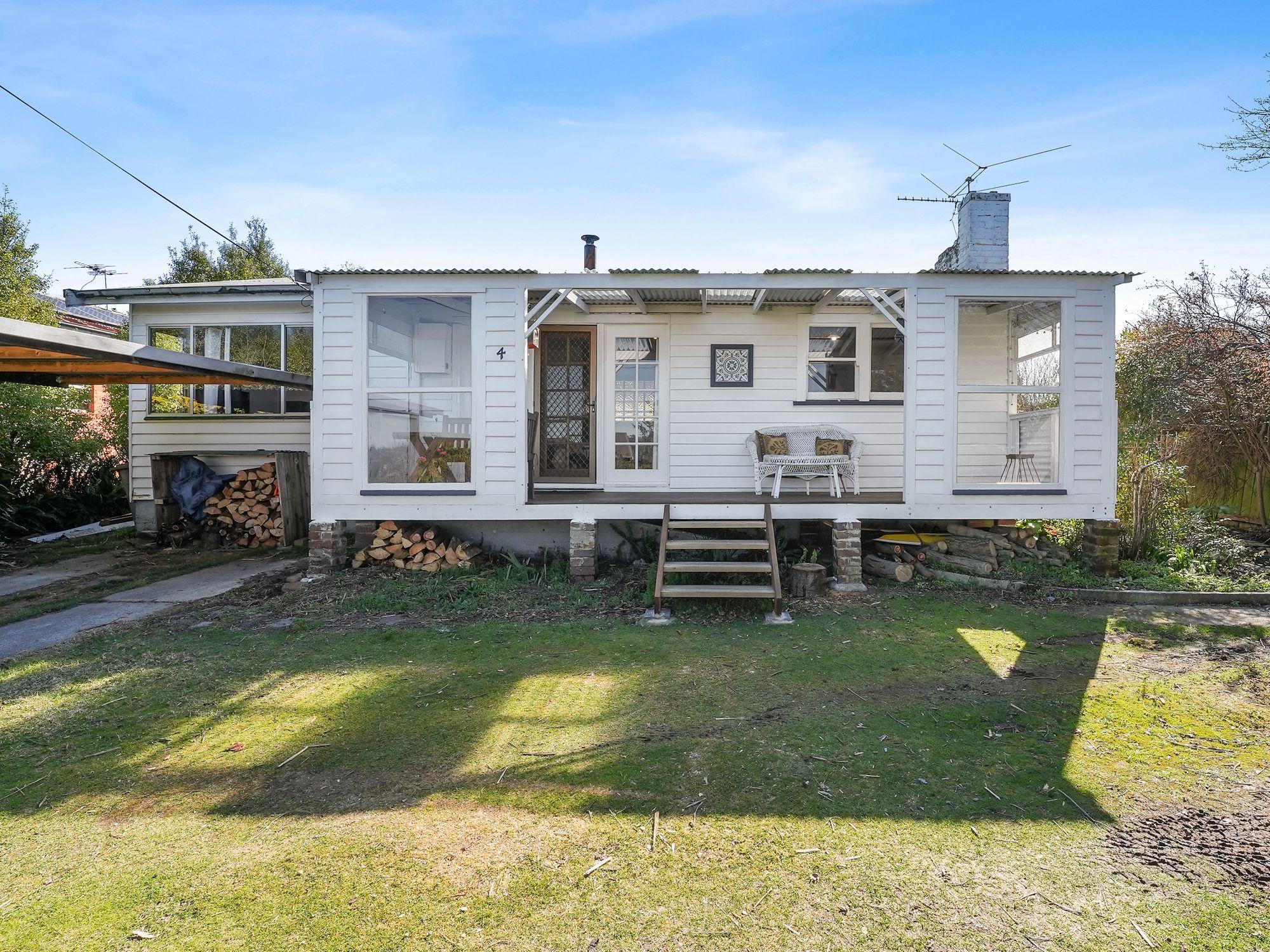 Prop-GPT: House: TAS Gravelly Beach, TAS 7276 Home For Sale