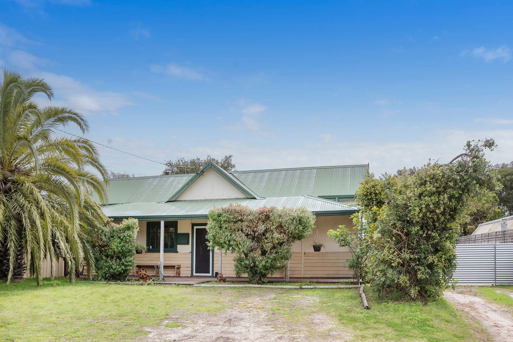 Prop-GPT: House: WA West Busselton, WA 6280 Home For Sale