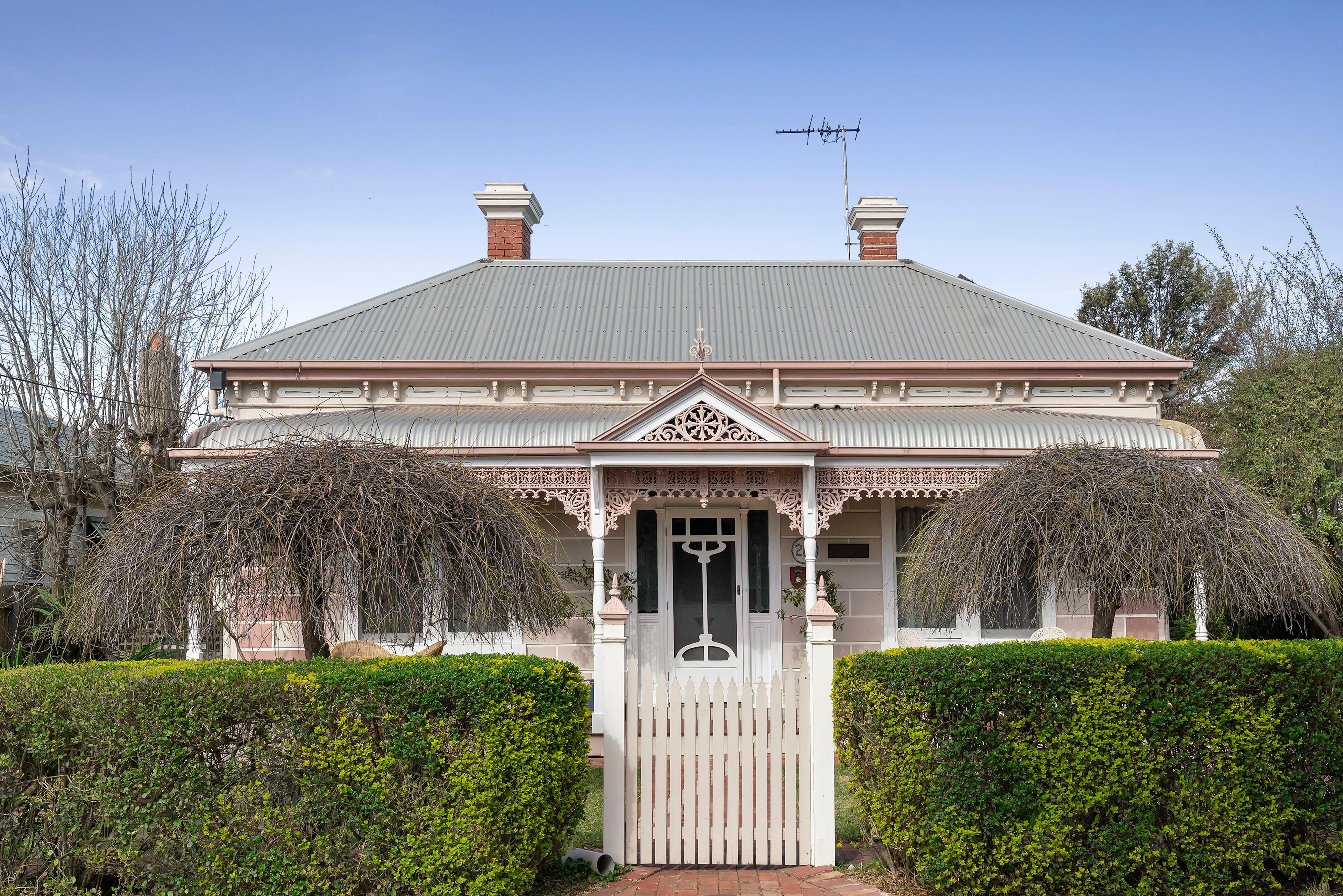 Prop-GPT: House: VIC Williamstown, VIC 3016 Home For Sale