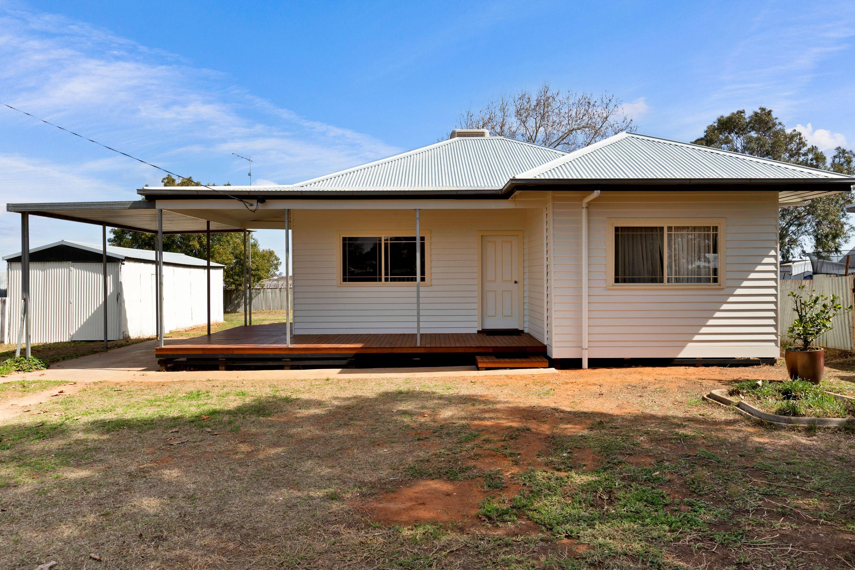 Prop-GPT: House: VIC Red Cliffs, VIC 3496 Home For Sale