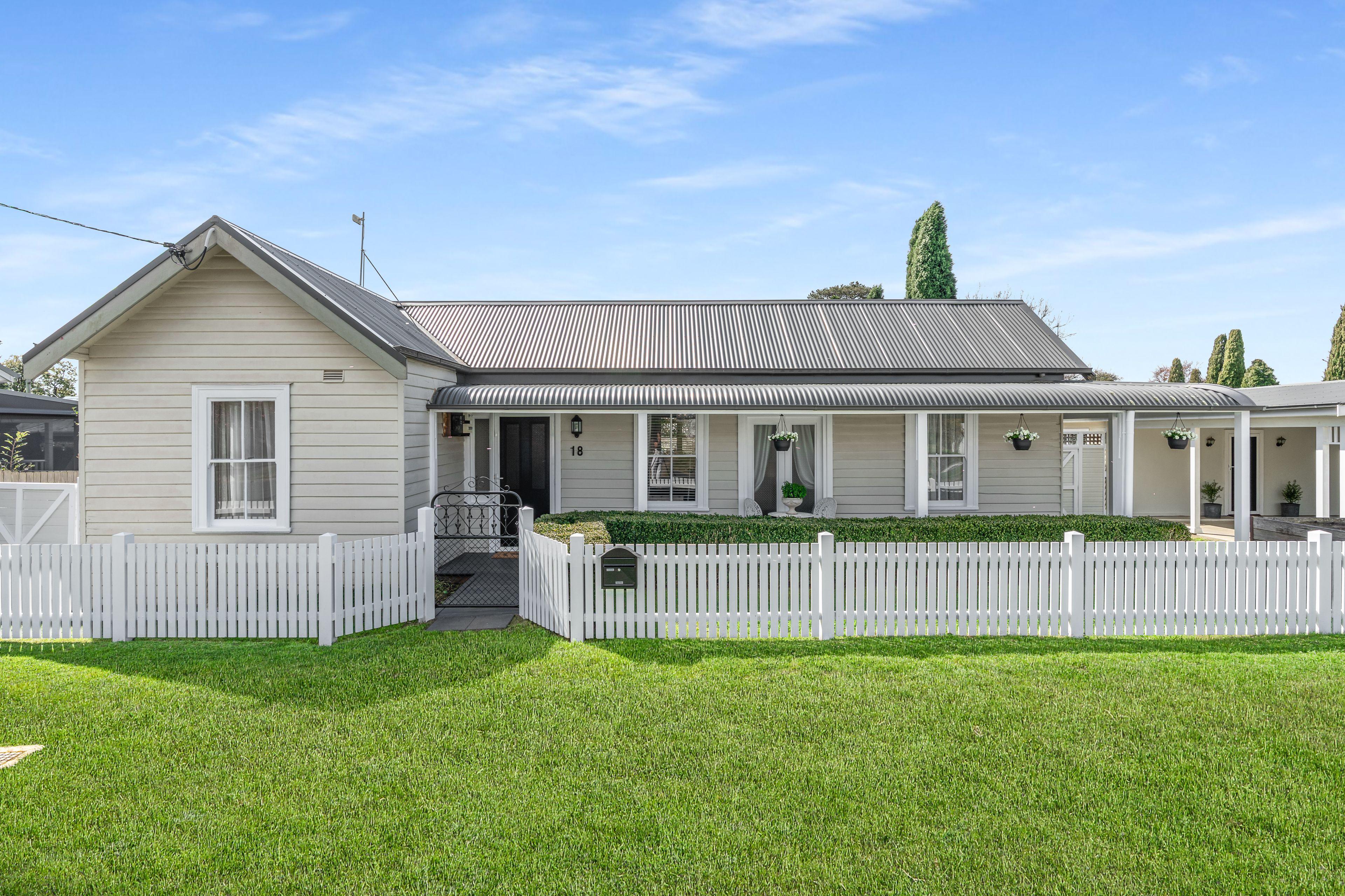 Prop-GPT: House: NSW East Bowral, NSW 2576 Home For Sale
