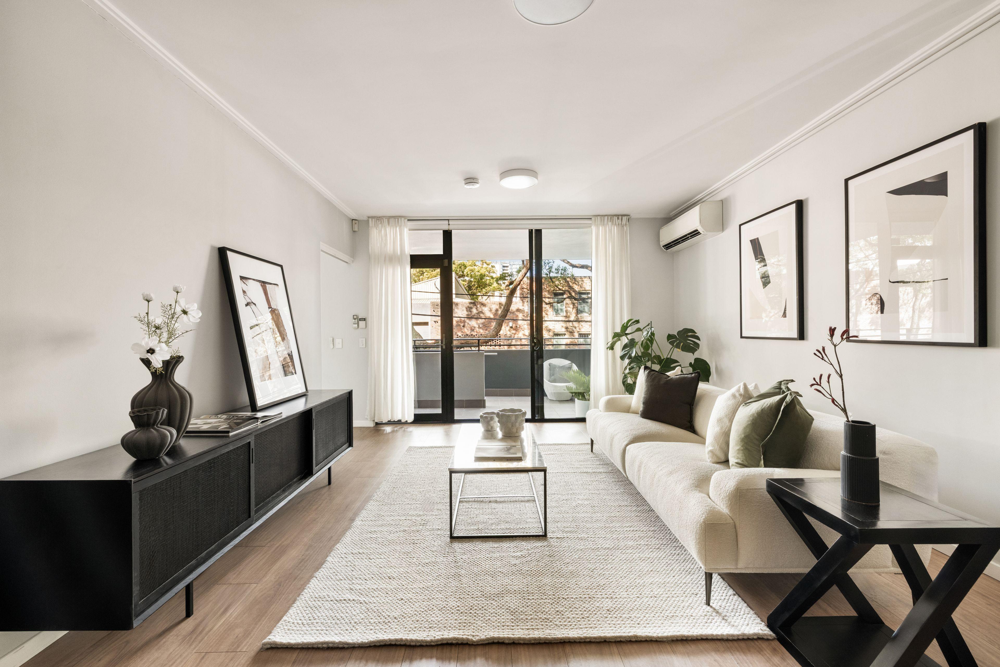 Prop-GPT: Apartment: NSW Waterloo, NSW 2017 Home For Sale
