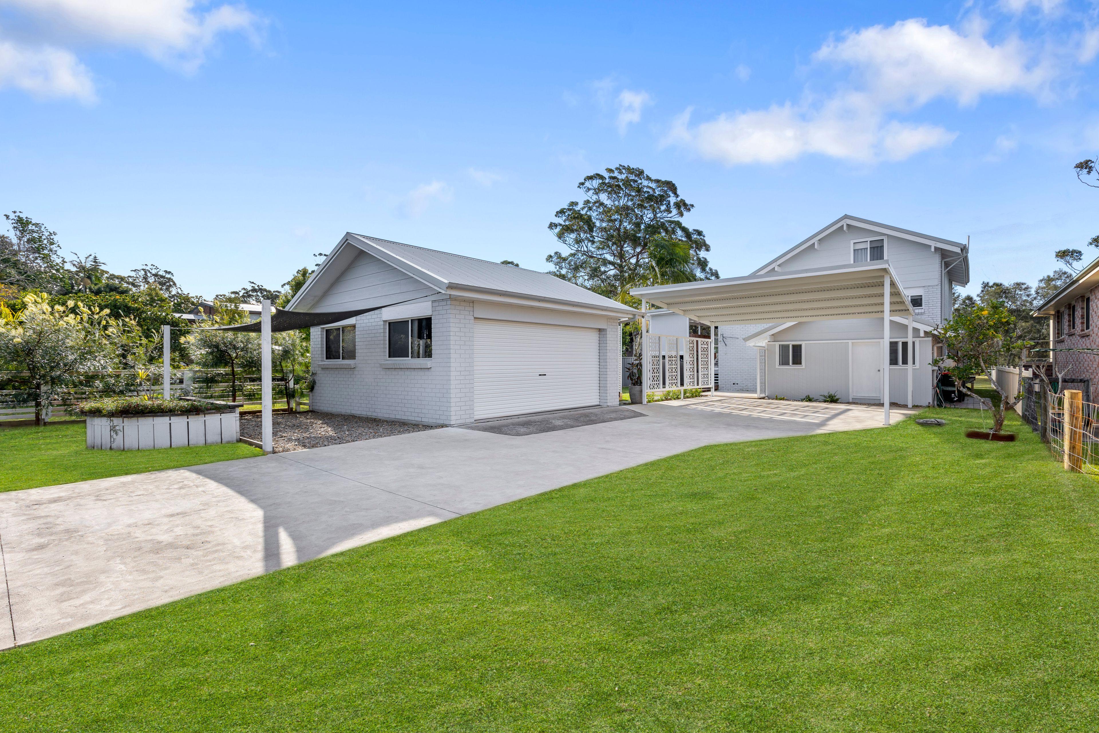 House for Sale: Lake Conjola, NSW 2539, NSW, 2539