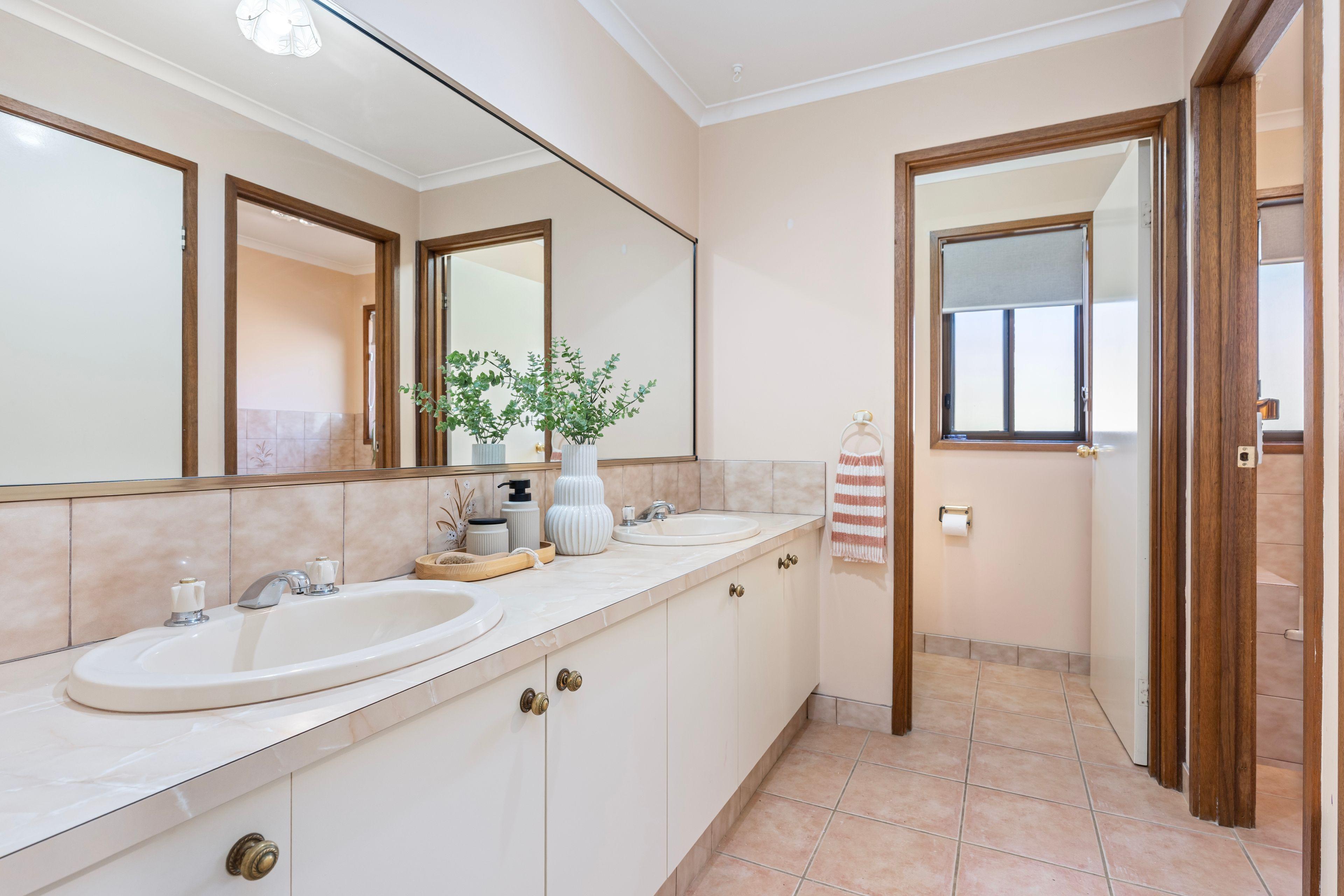 House for Sale: Lavington, NSW 2641, NSW, 2641