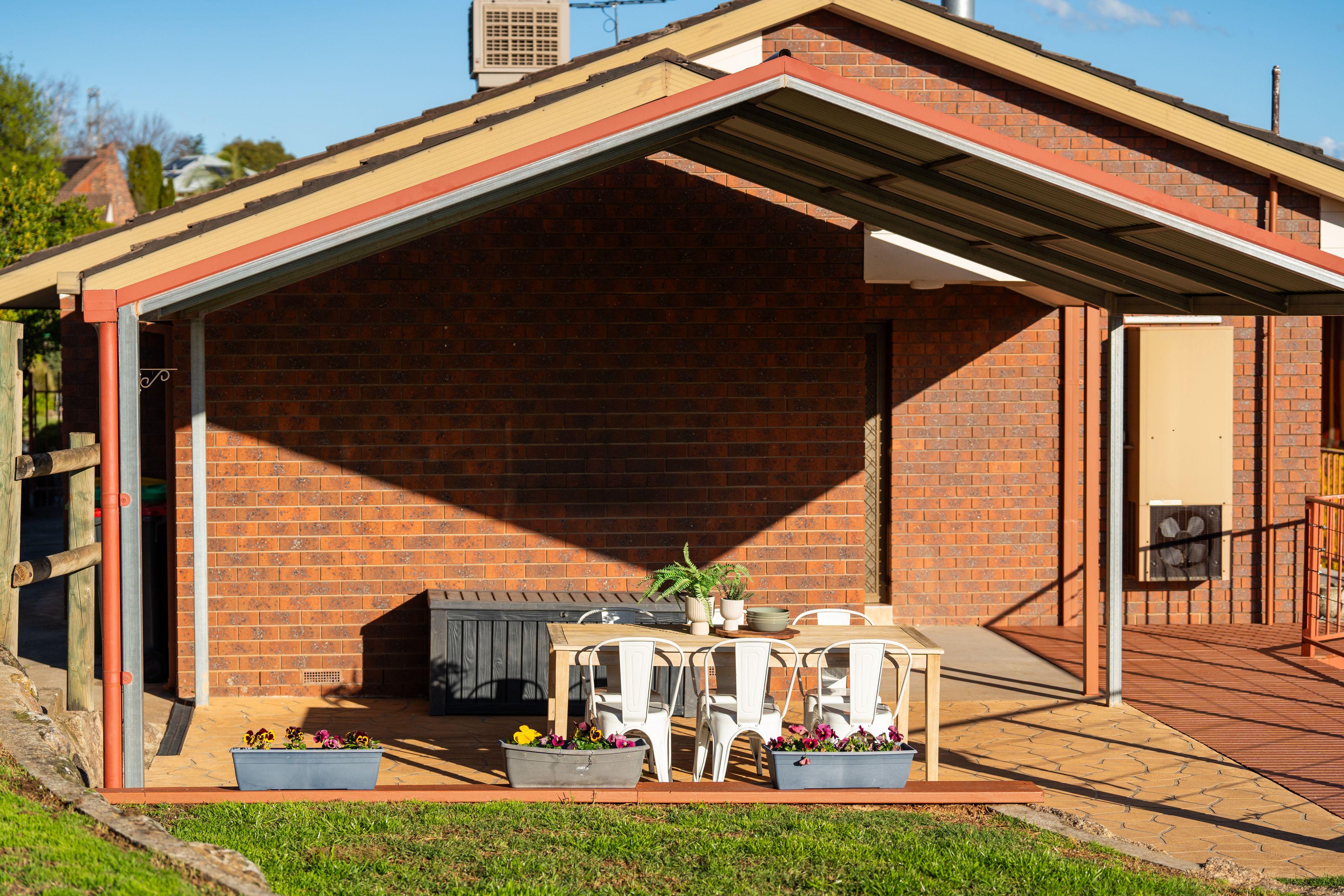 House for Sale: Lavington, NSW 2641, NSW, 2641