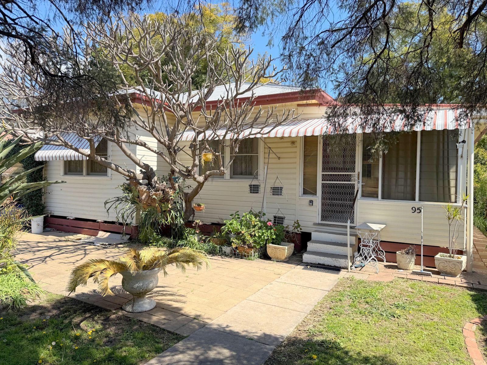 House for Sale: Moree, NSW 2400, NSW, 2400