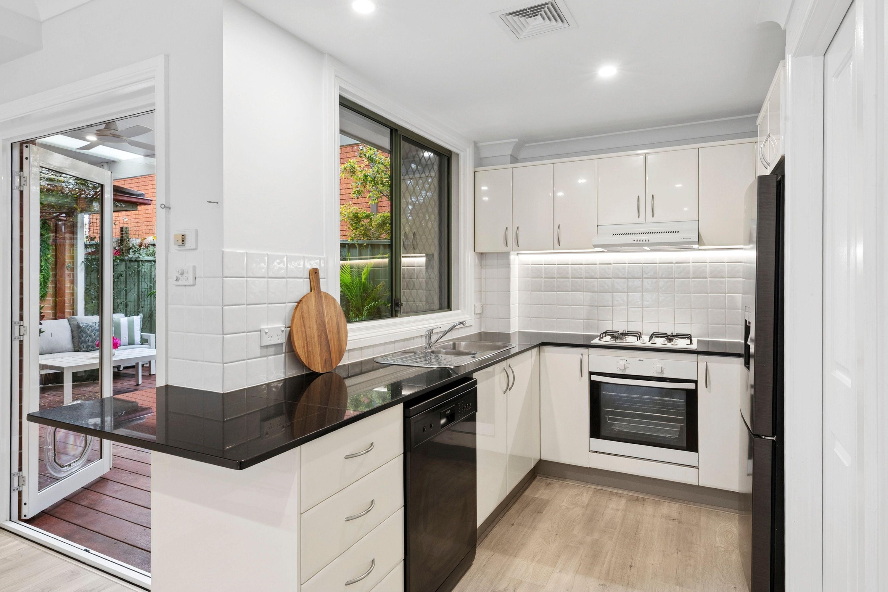 Townhouse for Sale: Gymea, NSW 2227, NSW, 2227