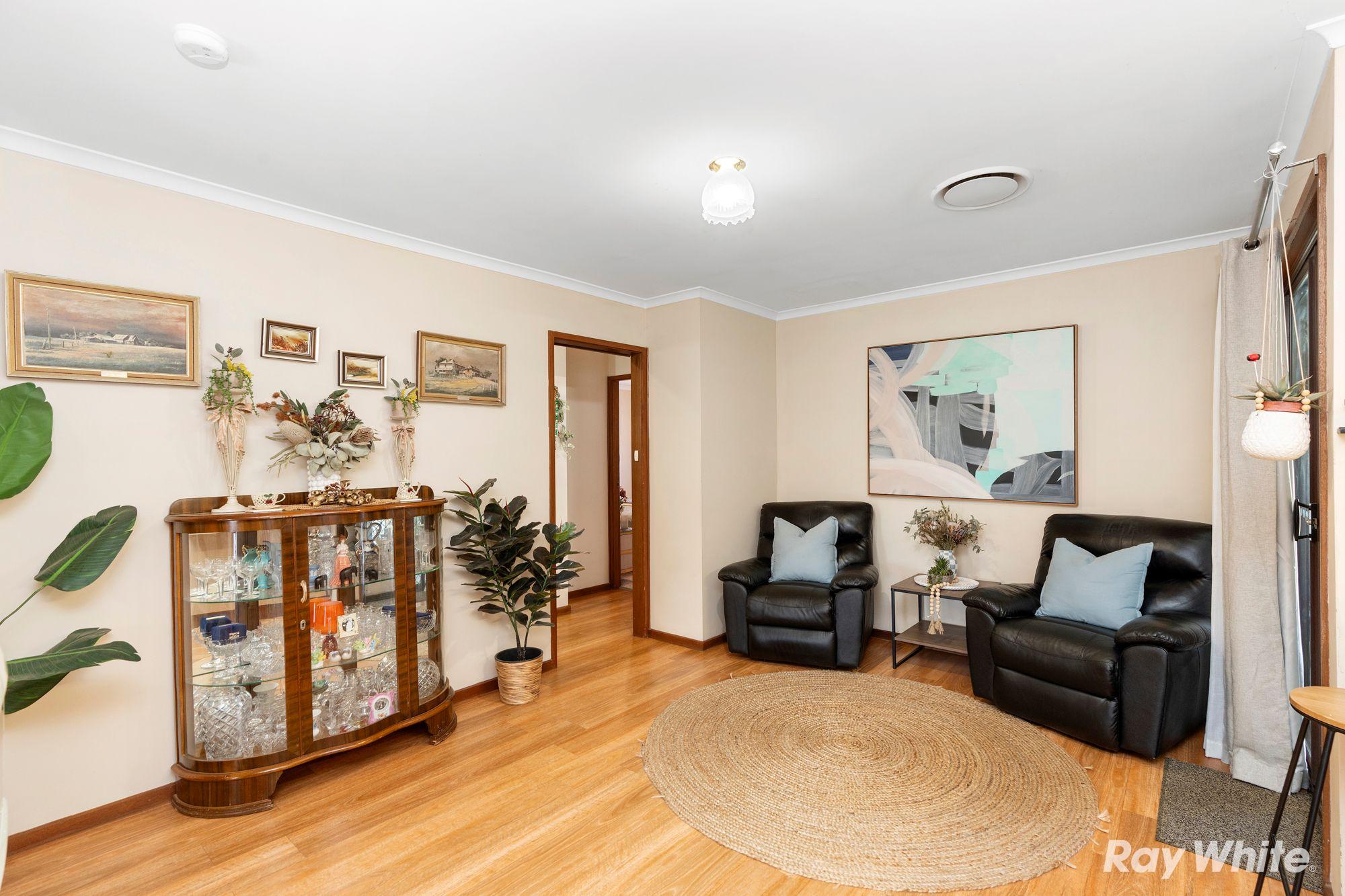 House for Sale: Glenfield Park, NSW 2650, NSW, 2650