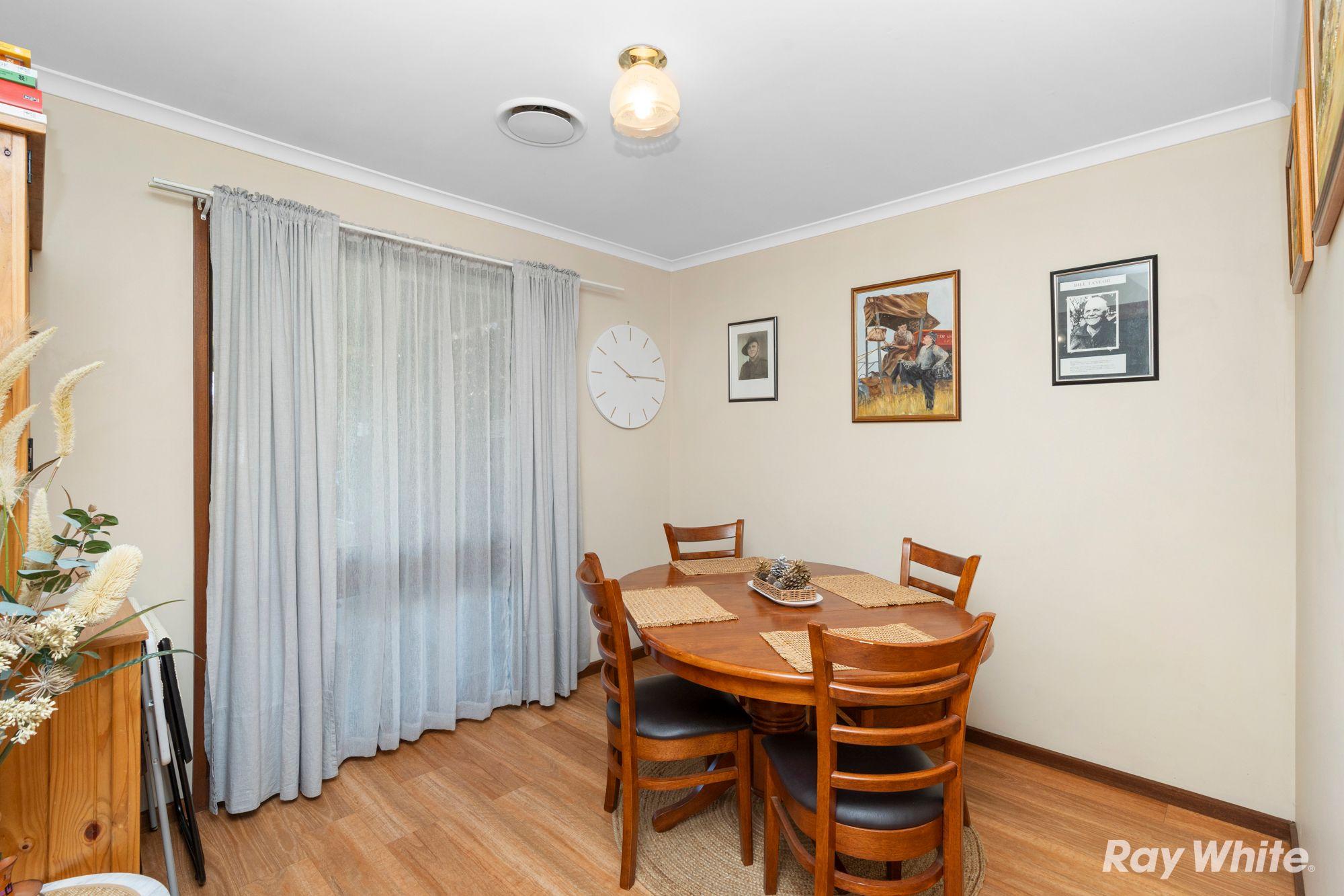 House for Sale: Glenfield Park, NSW 2650, NSW, 2650