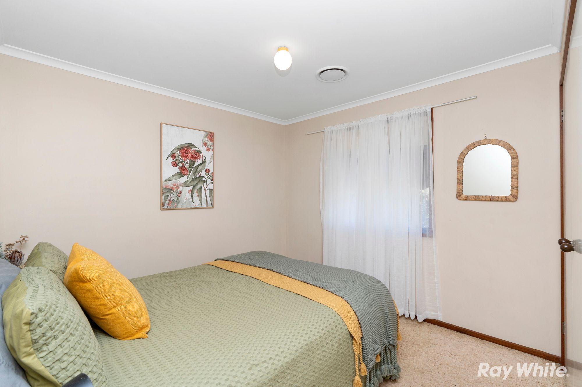 House for Sale: Glenfield Park, NSW 2650, NSW, 2650