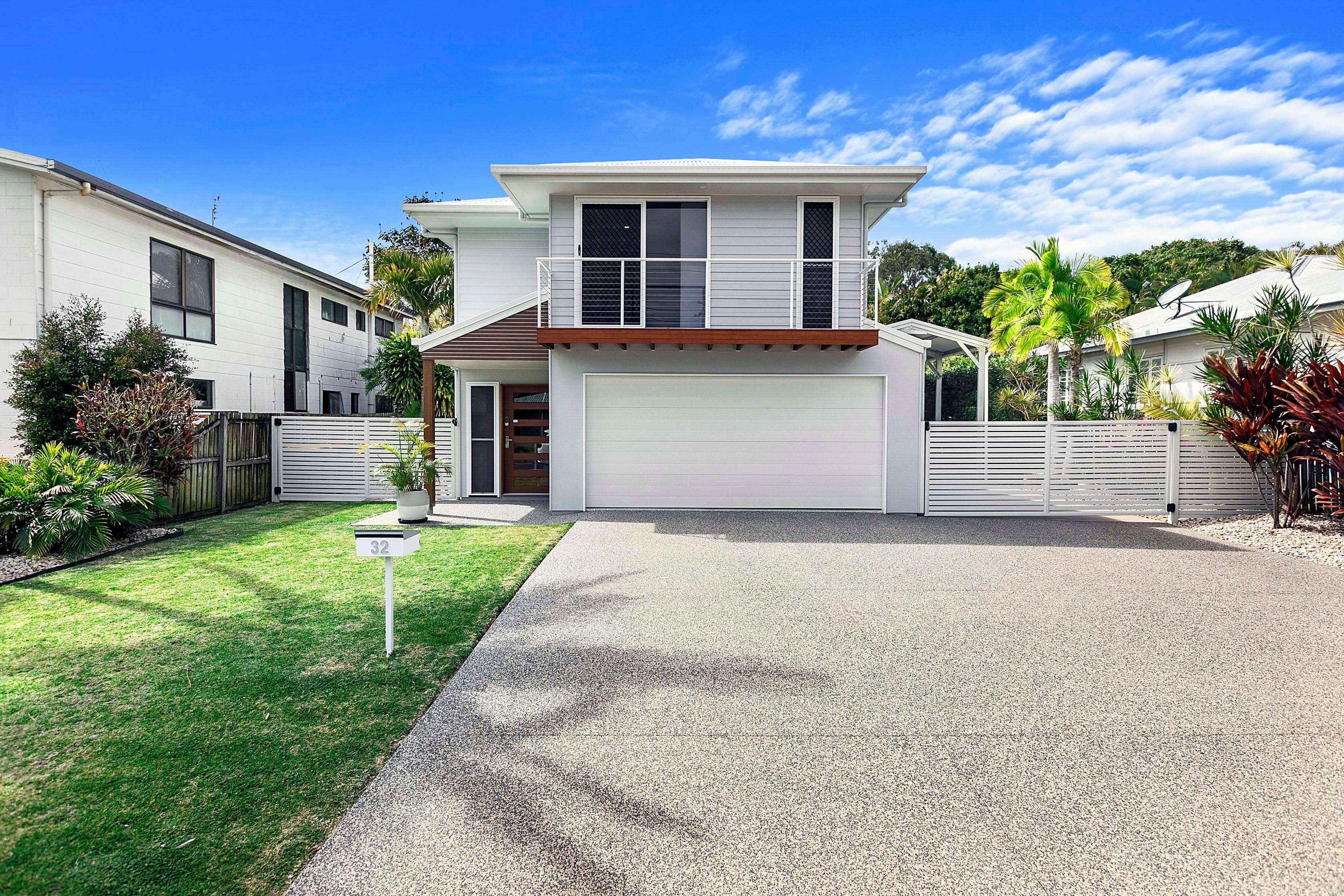 Prop-GPT: House: QLD Torquay, QLD 4655 Home For Sale