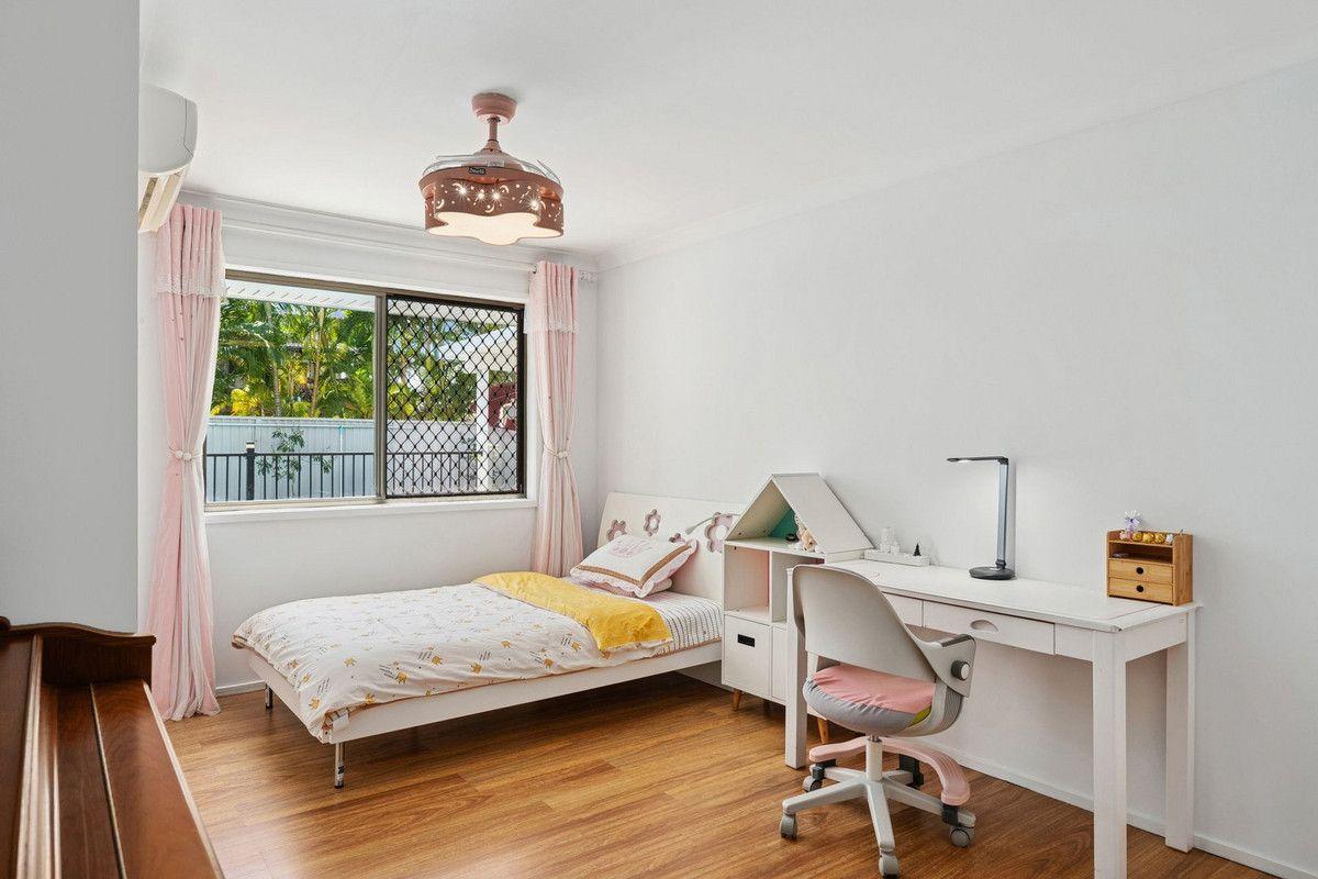 House for Sale: Broadbeach Waters, QLD 4218, QLD, 4218
