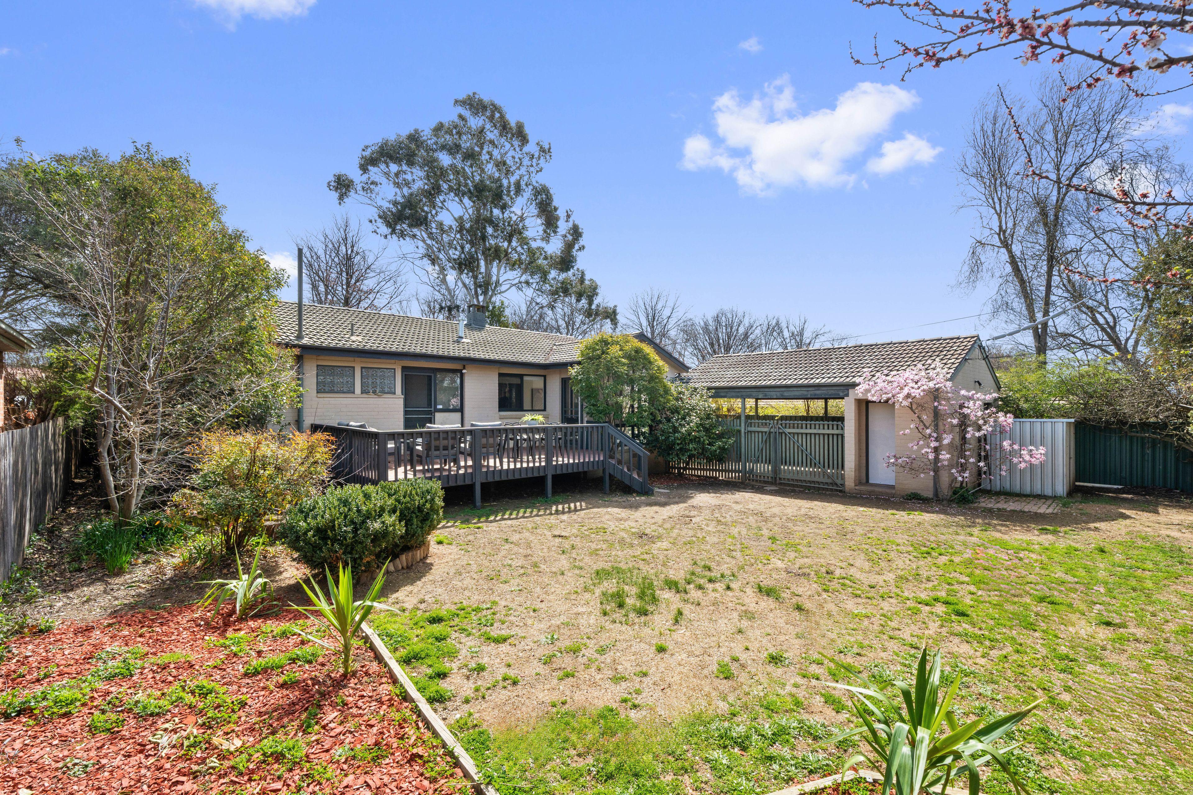 House for Sale: Narrabundah, ACT 2604, ACT, 2604
