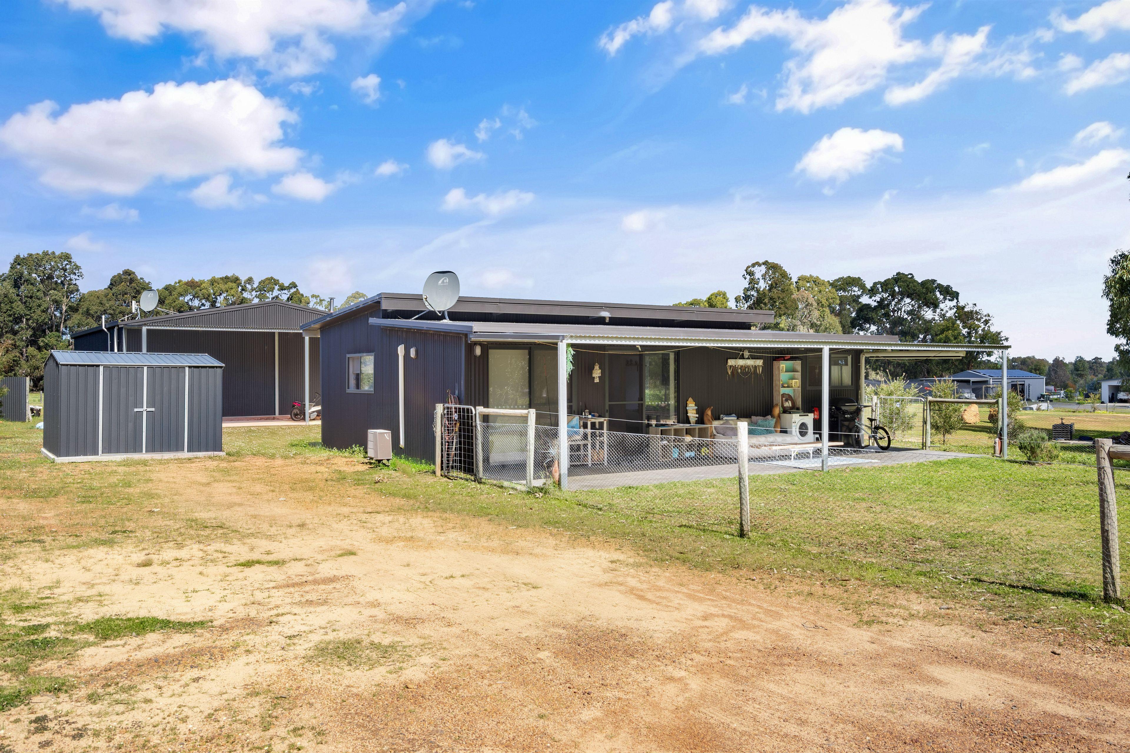 House for Sale: Margaret River, WA 6285, WA, 6285