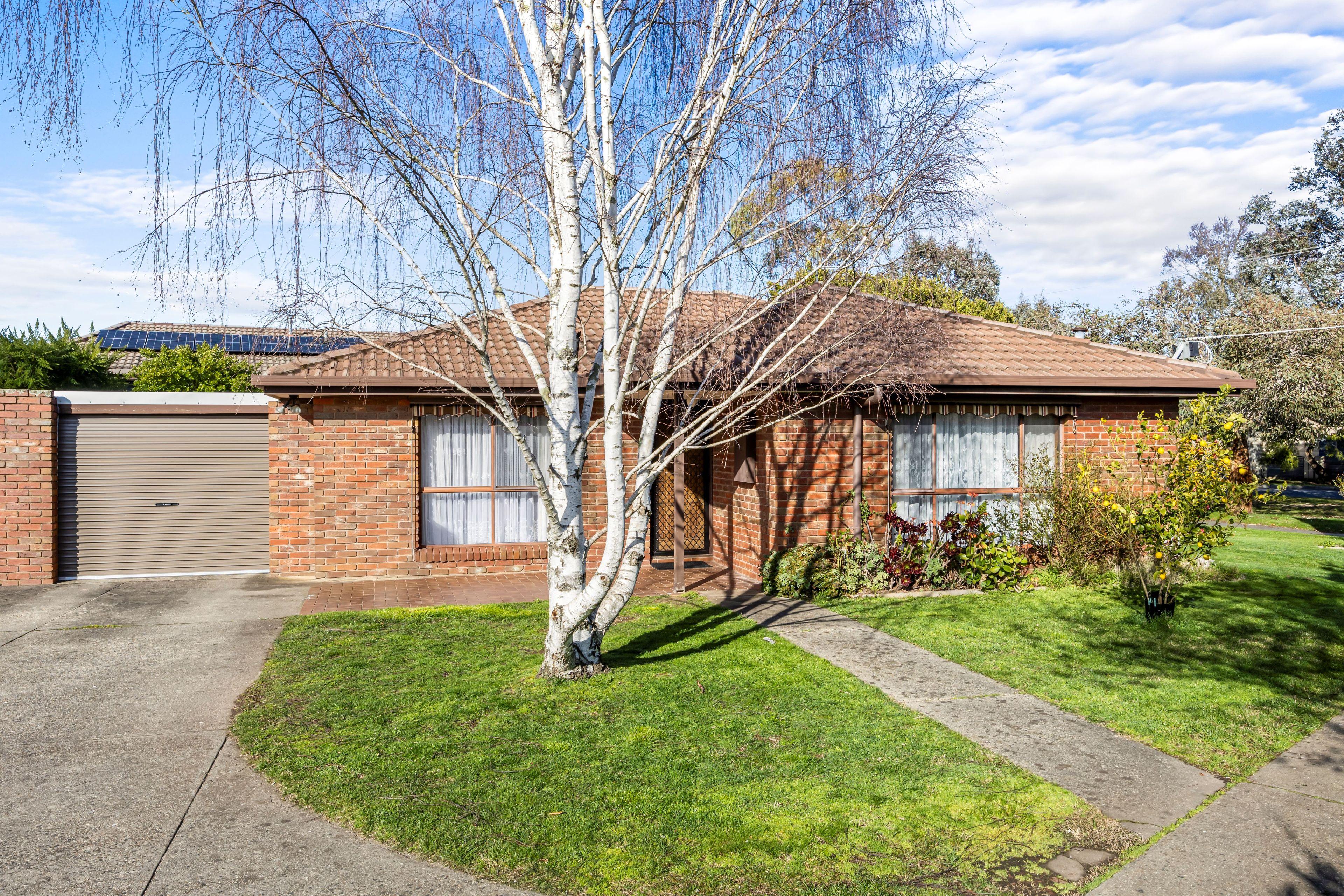 Prop-GPT: Apartment: VIC Sebastopol, VIC 3356 Home For Sale