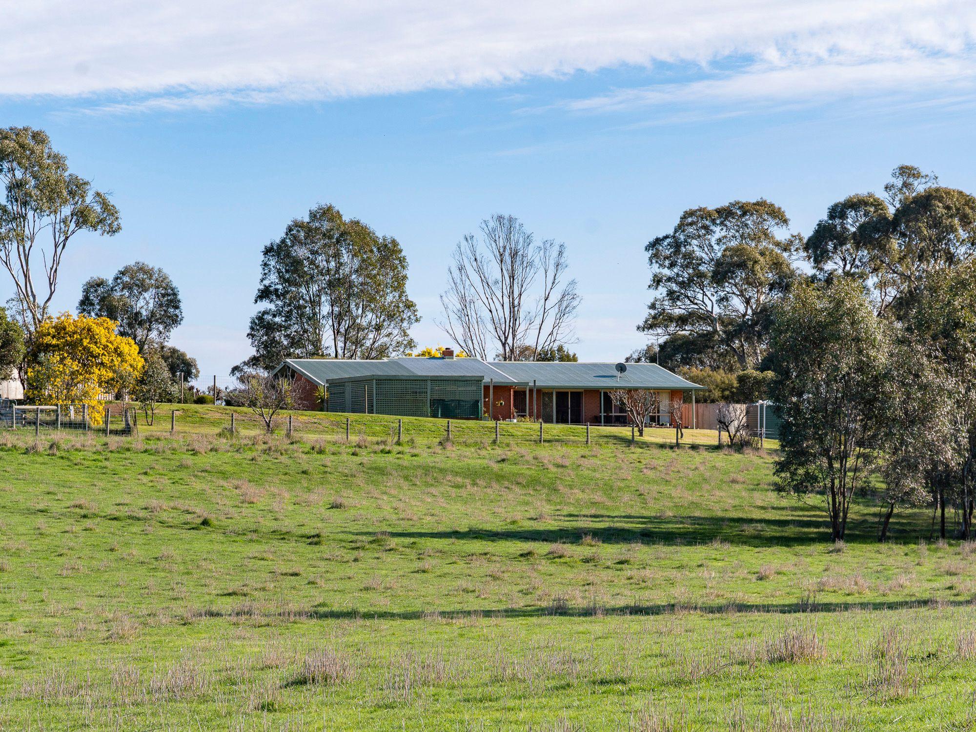 Lifestyle for Sale: Carisbrook, VIC 3464, VIC, 3464