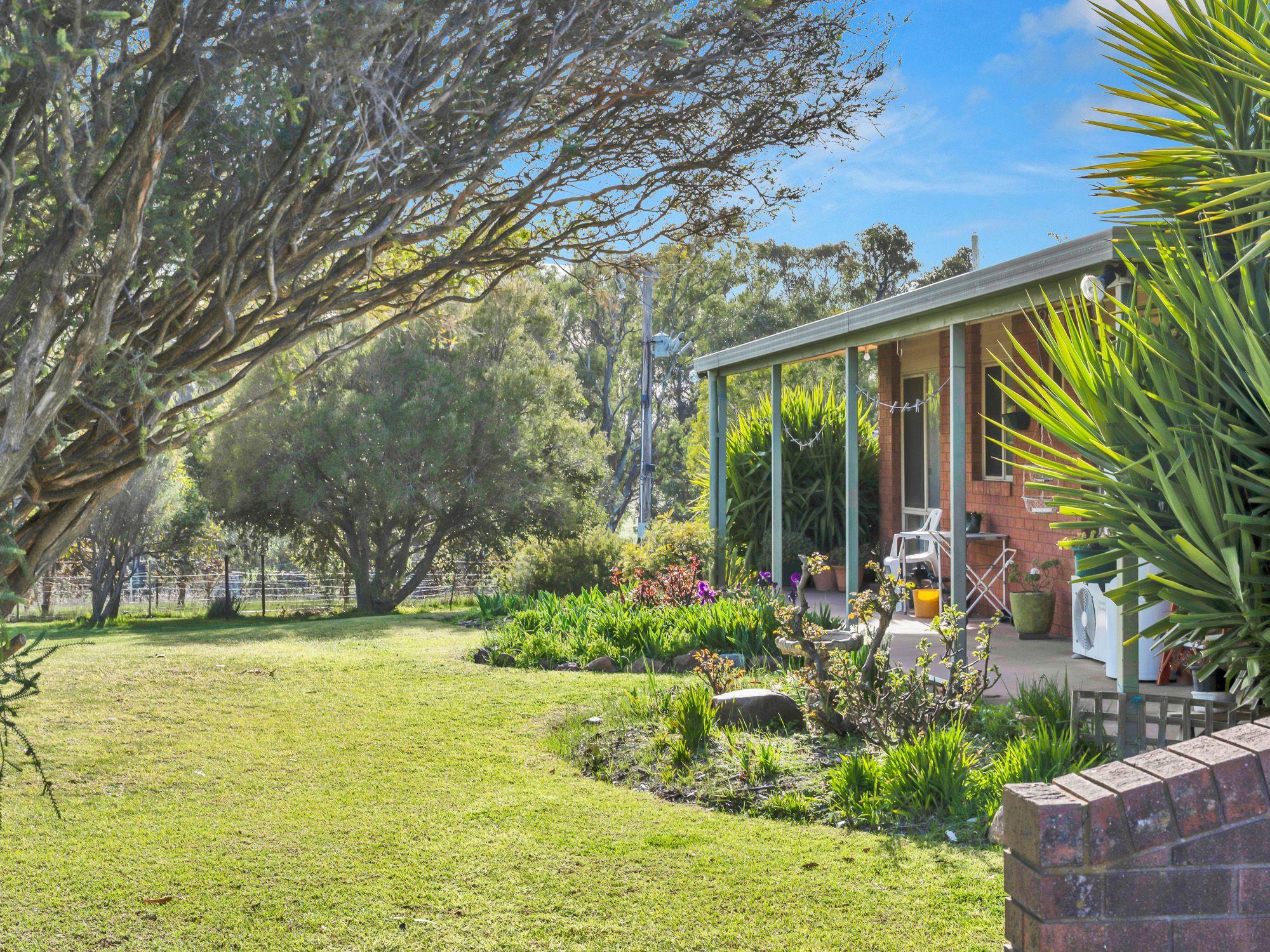 Lifestyle for Sale: Carisbrook, VIC 3464, VIC, 3464