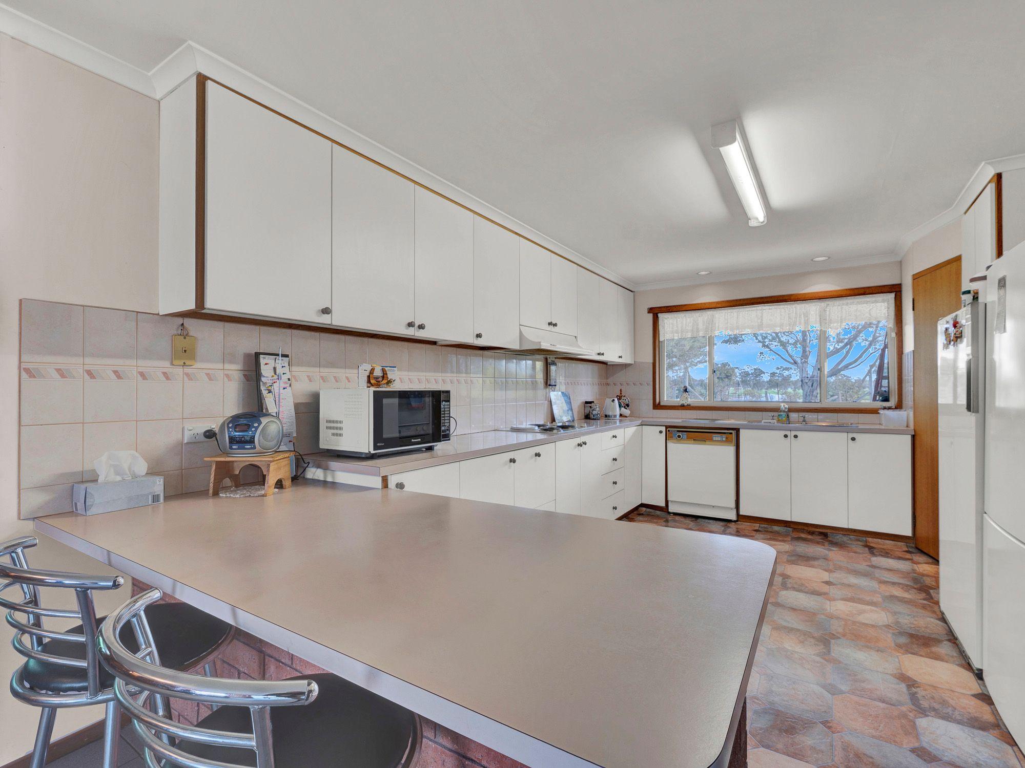 Lifestyle for Sale: Carisbrook, VIC 3464, VIC, 3464