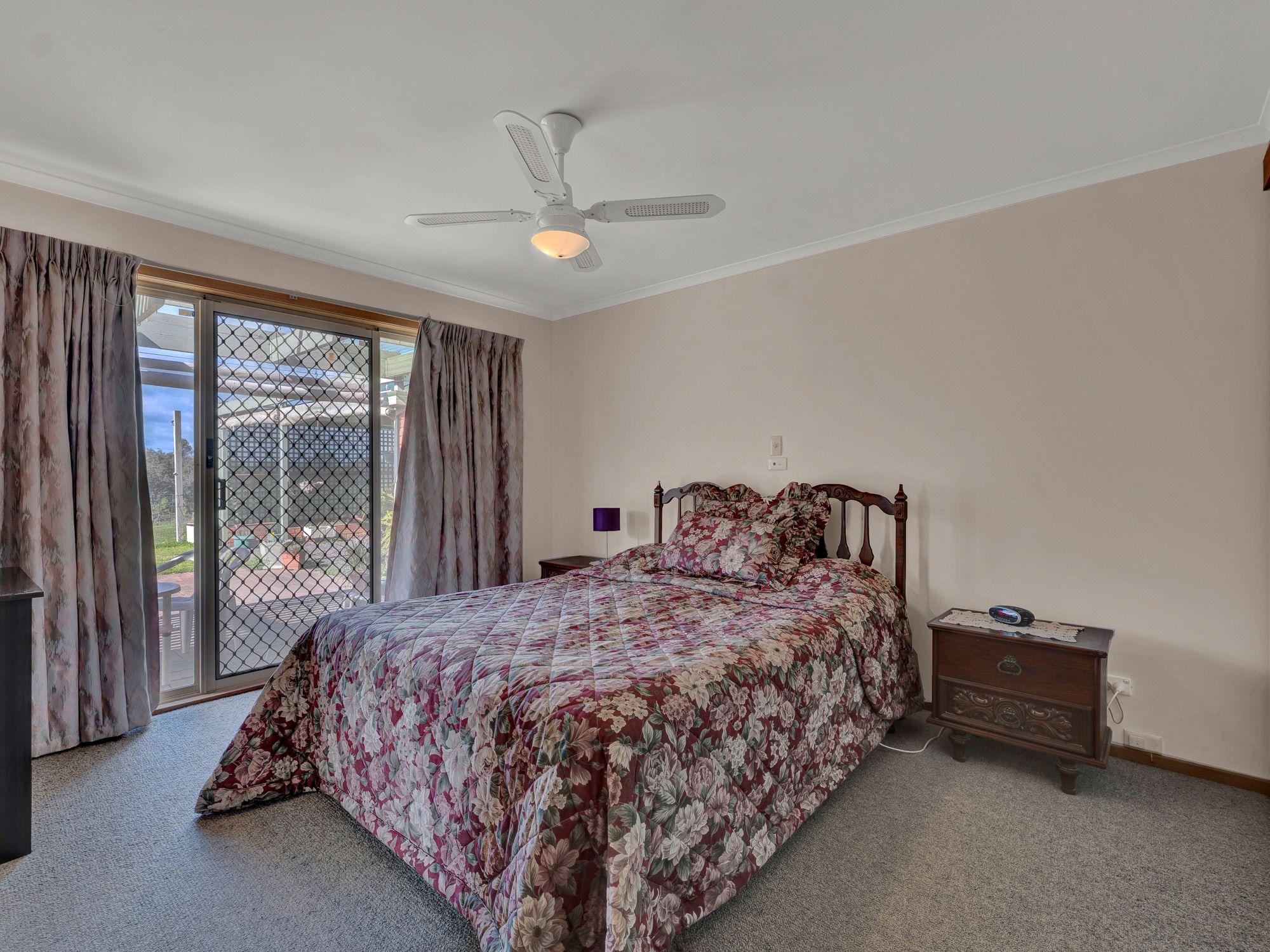 Lifestyle for Sale: Carisbrook, VIC 3464, VIC, 3464