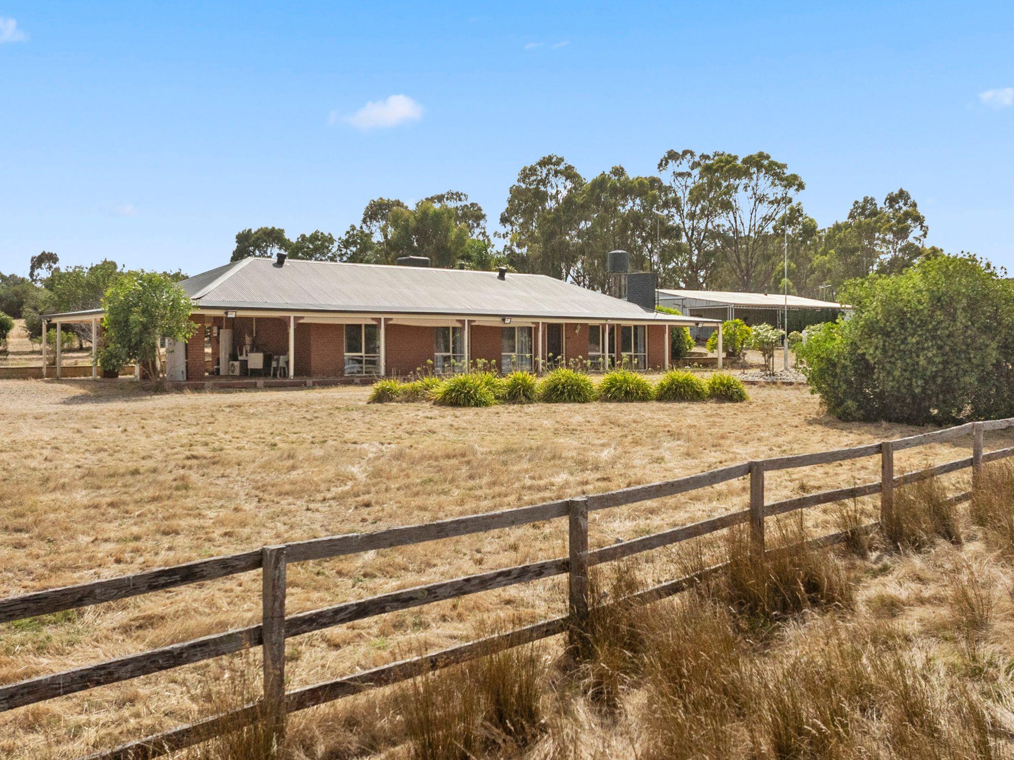 Prop-GPT: Lifestyle: VIC Seymour, VIC 3660 Rural