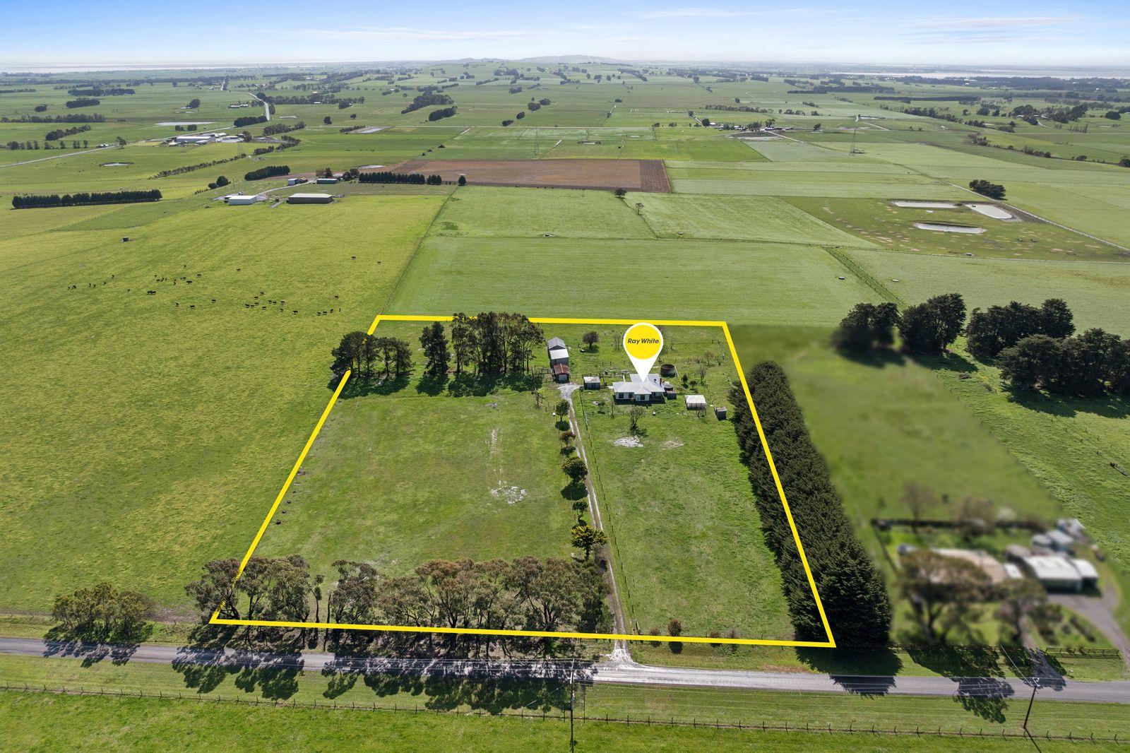 House for Sale: Larpent, VIC 3249, VIC, 3249