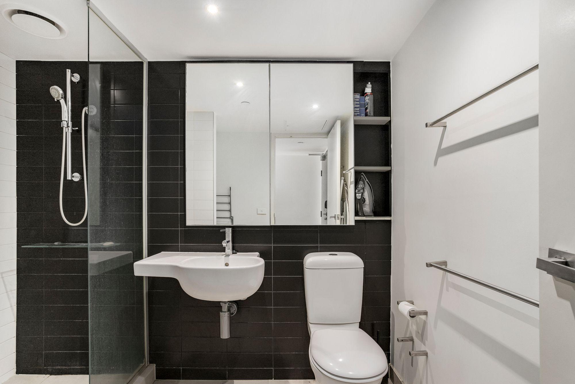 Studio for Sale: St Kilda Road Melbourne, VIC 3004, VIC, 3004