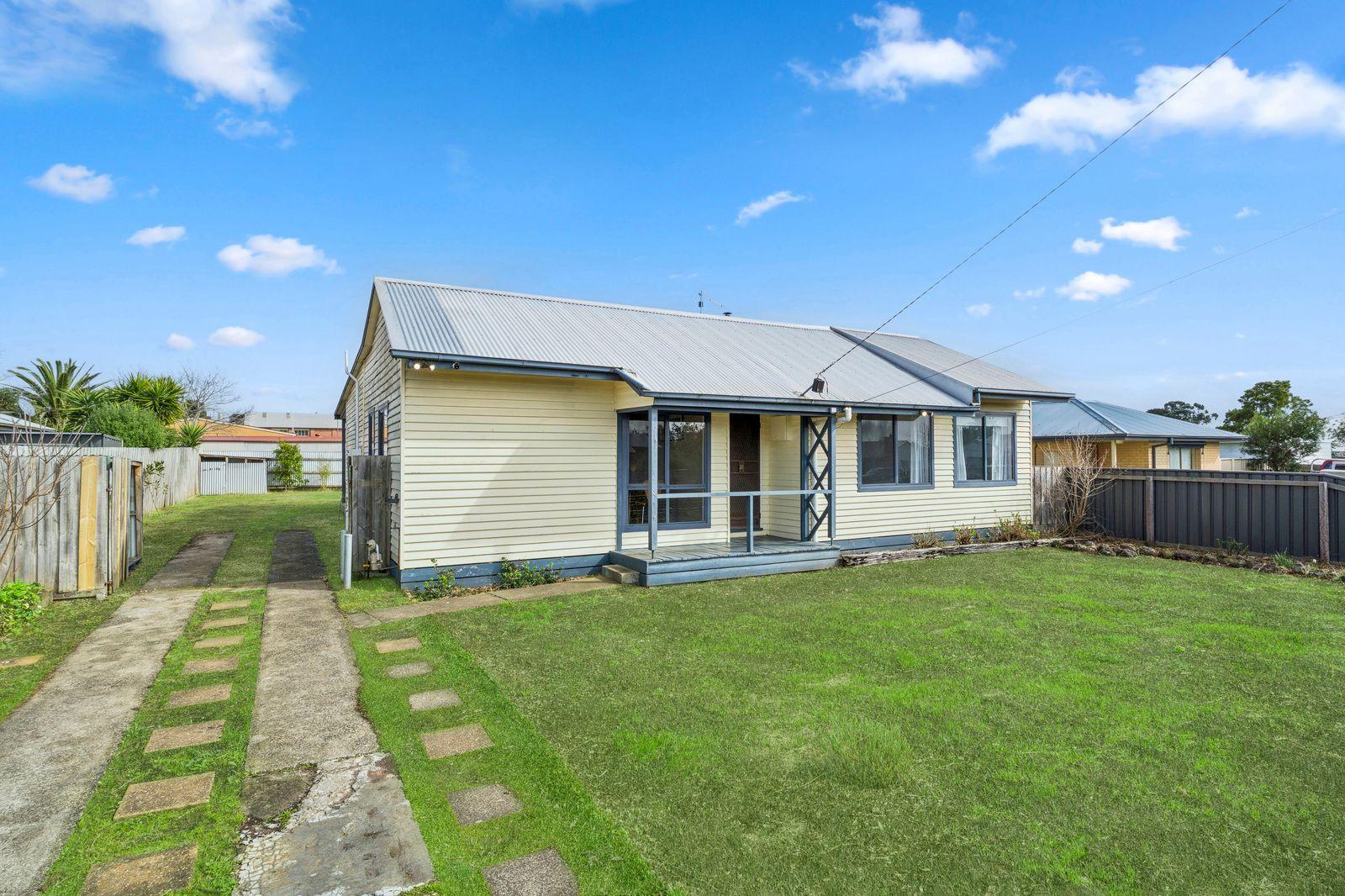 House for Sale: Colac, VIC 3250, VIC, 3250