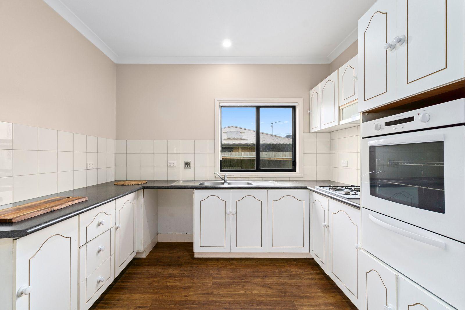House for Sale: Colac, VIC 3250, VIC, 3250