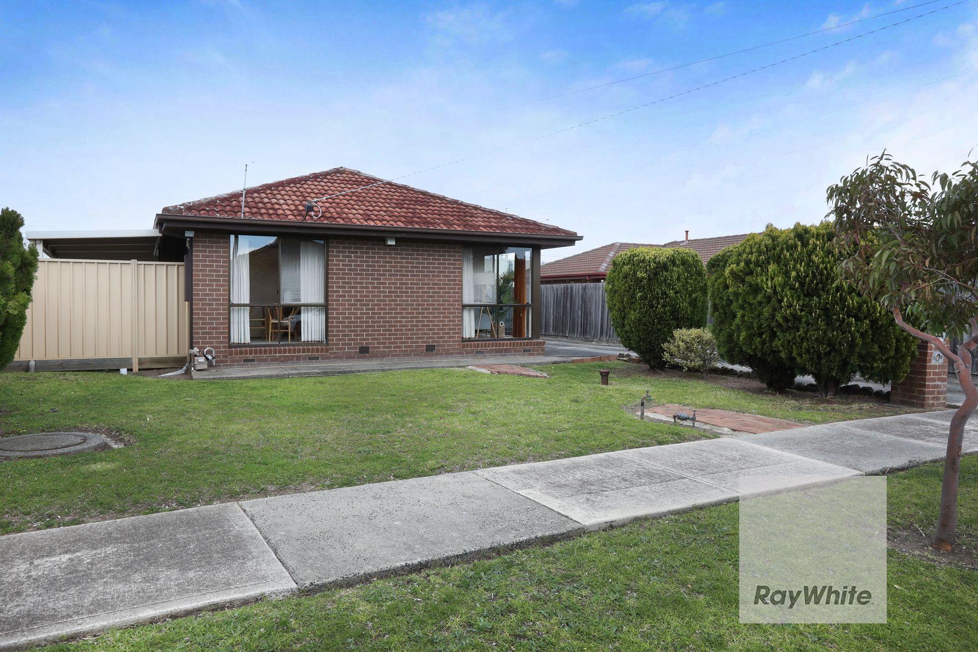 Prop-GPT: House: VIC Gladstone Park, VIC 3043 Home For Sale