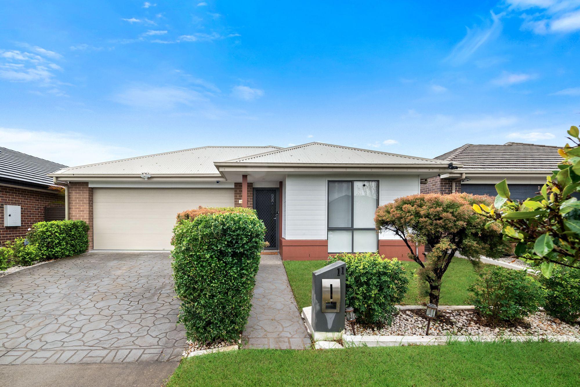 Prop-GPT: House: NSW Gledswood Hills, NSW 2557 Home For Sale