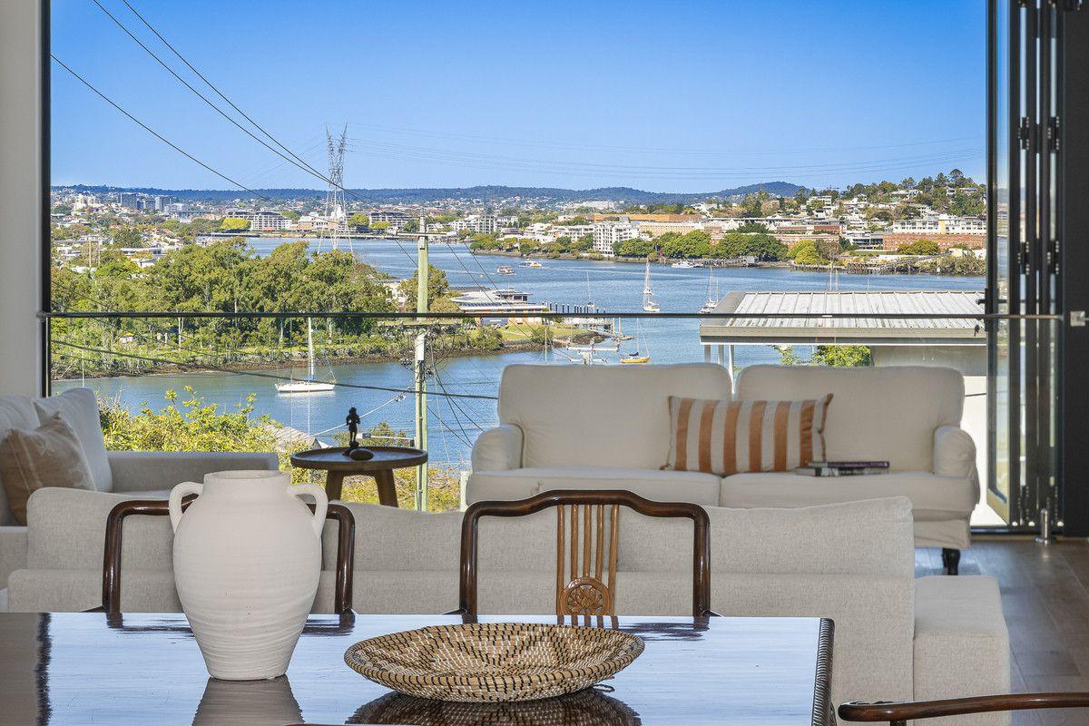 Prop-GPT: House: QLD Hamilton, QLD 4007 Home For Sale