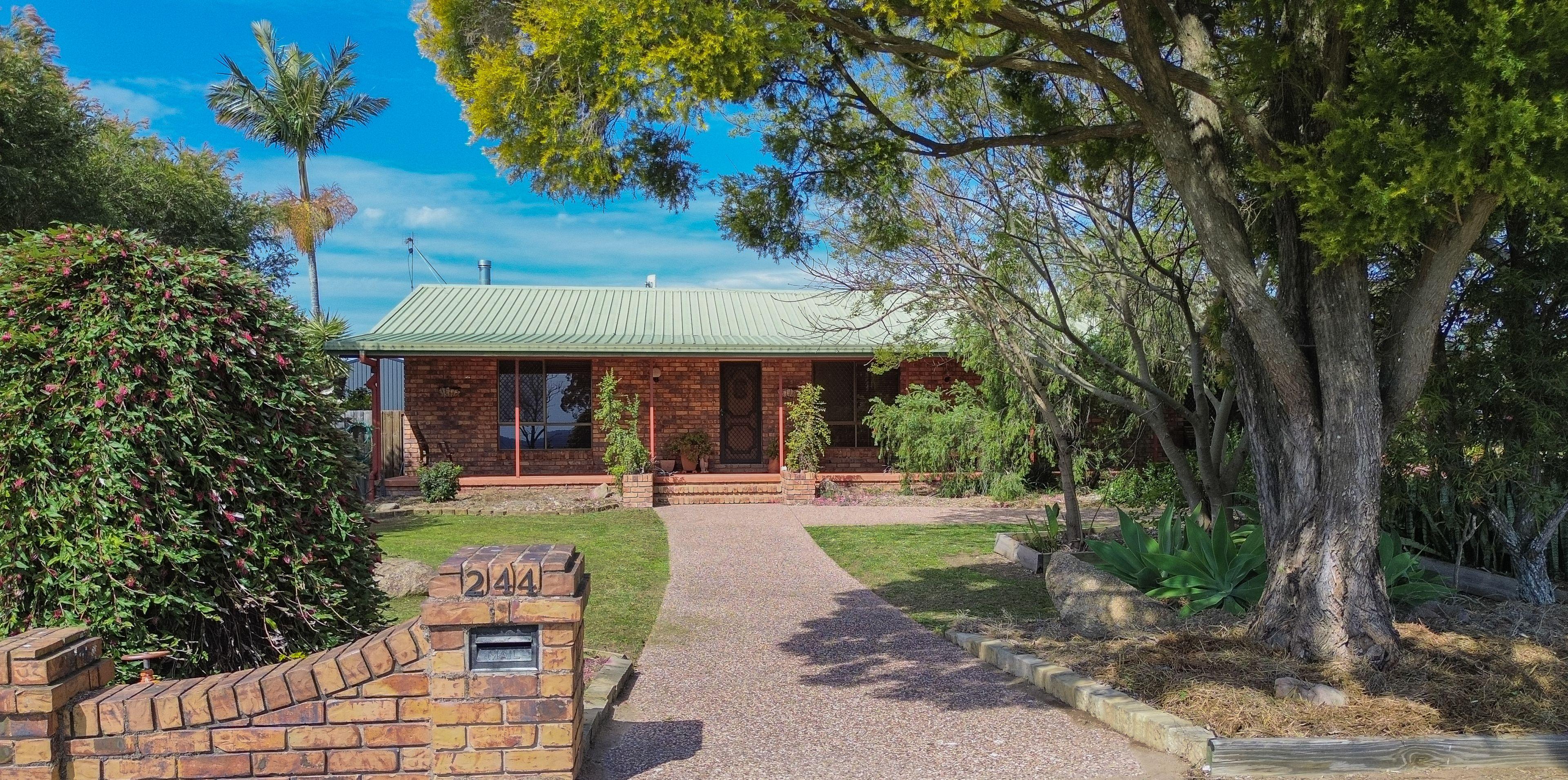 Prop-GPT: Other: QLD Rosenthal Heights, QLD 4370 Home For Sale