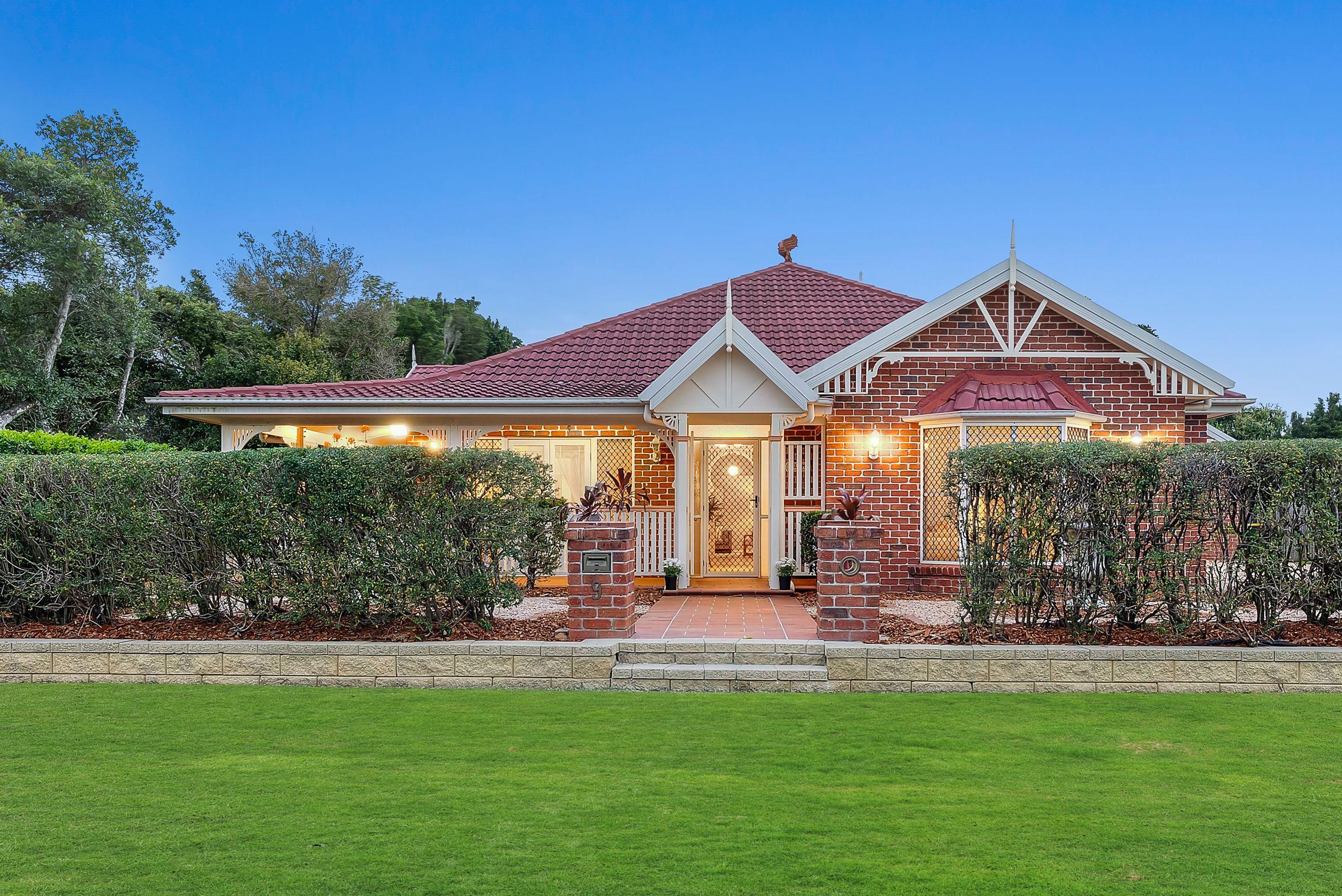 Prop-GPT: House: QLD Murrumba Downs, QLD 4503 Home For Sale