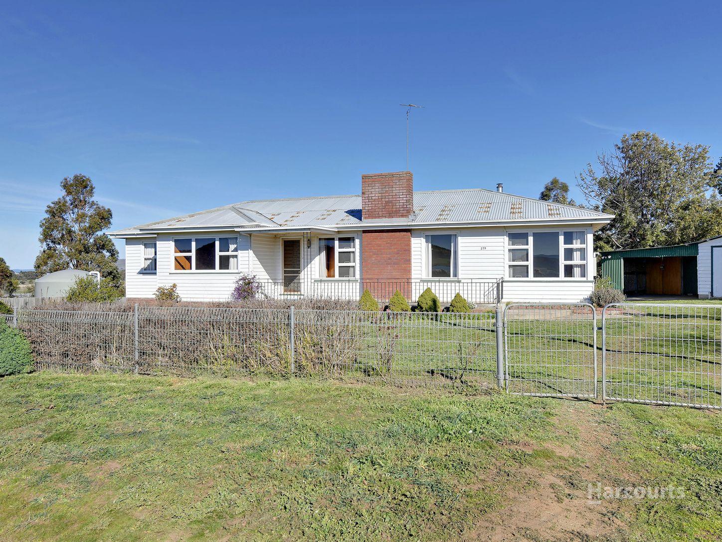 Prop-GPT: House: TAS Cambridge, TAS 7170 Tasmania 7170