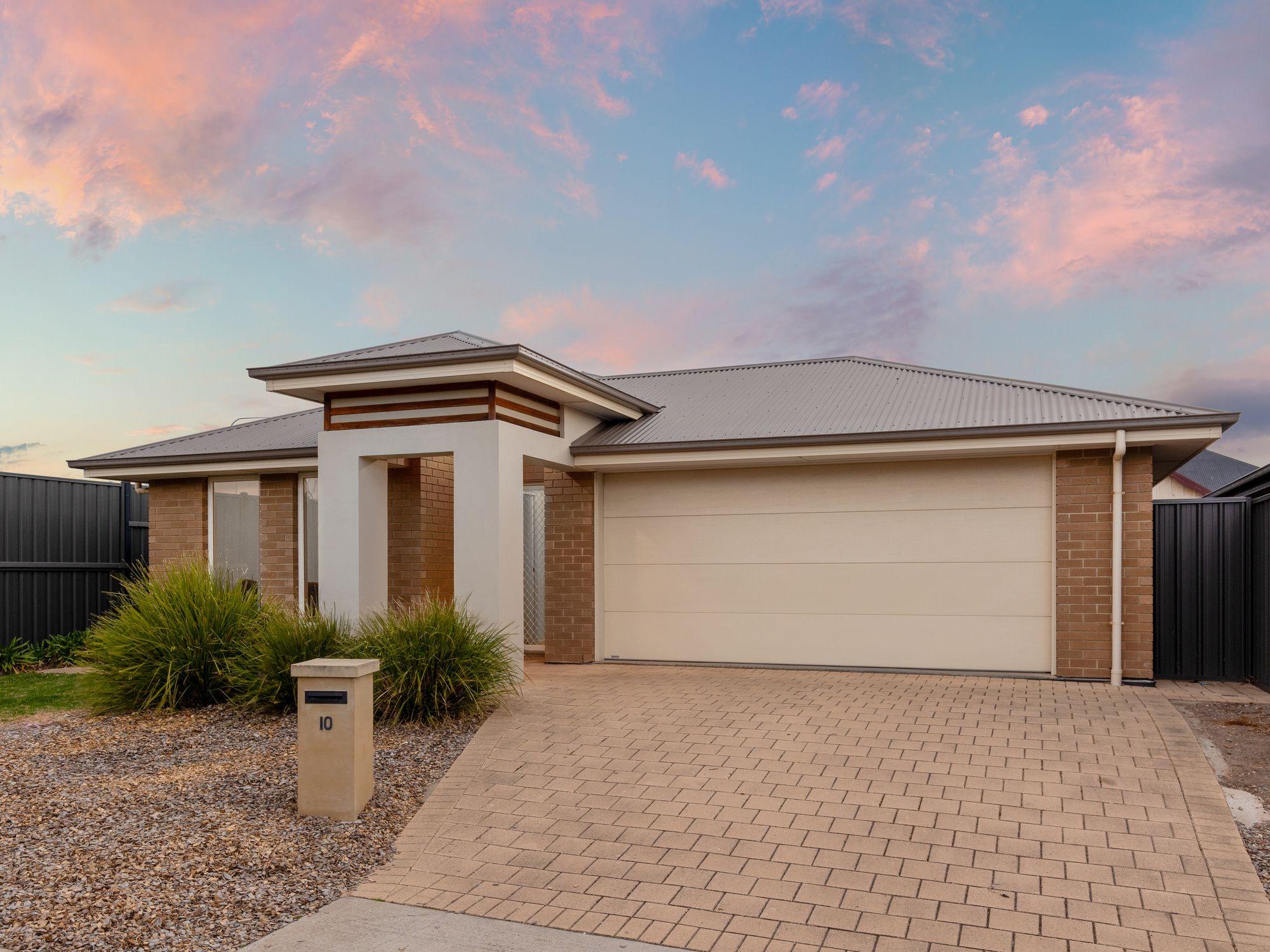 Prop-GPT: House: SA Seaford, SA 5169 Home For Sale