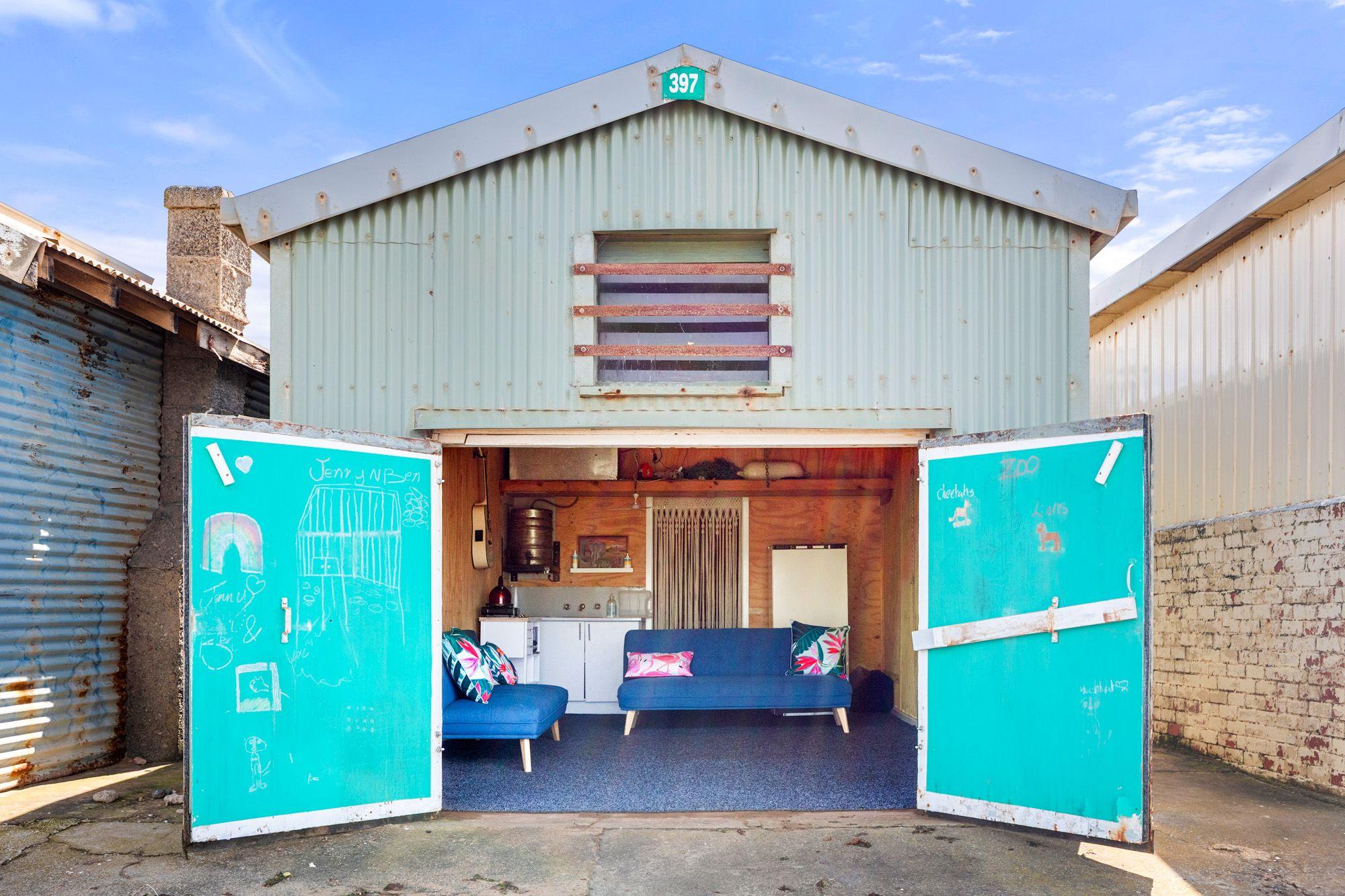 Prop-GPT: Unit: VIC Werribee South, VIC 3030 Home For Sale