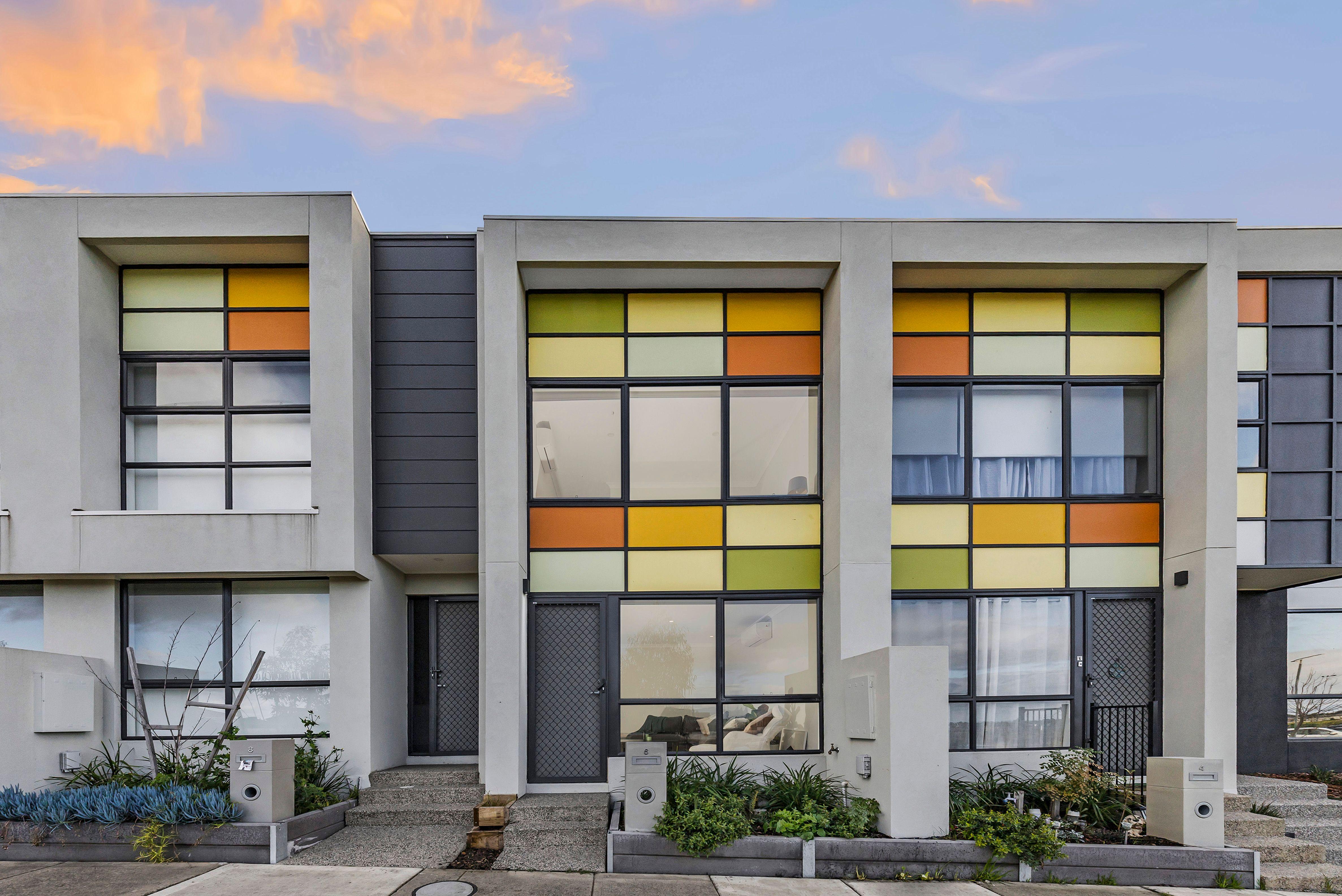 Prop-GPT: Townhouse: VIC Wollert, VIC 3750 Home For Sale