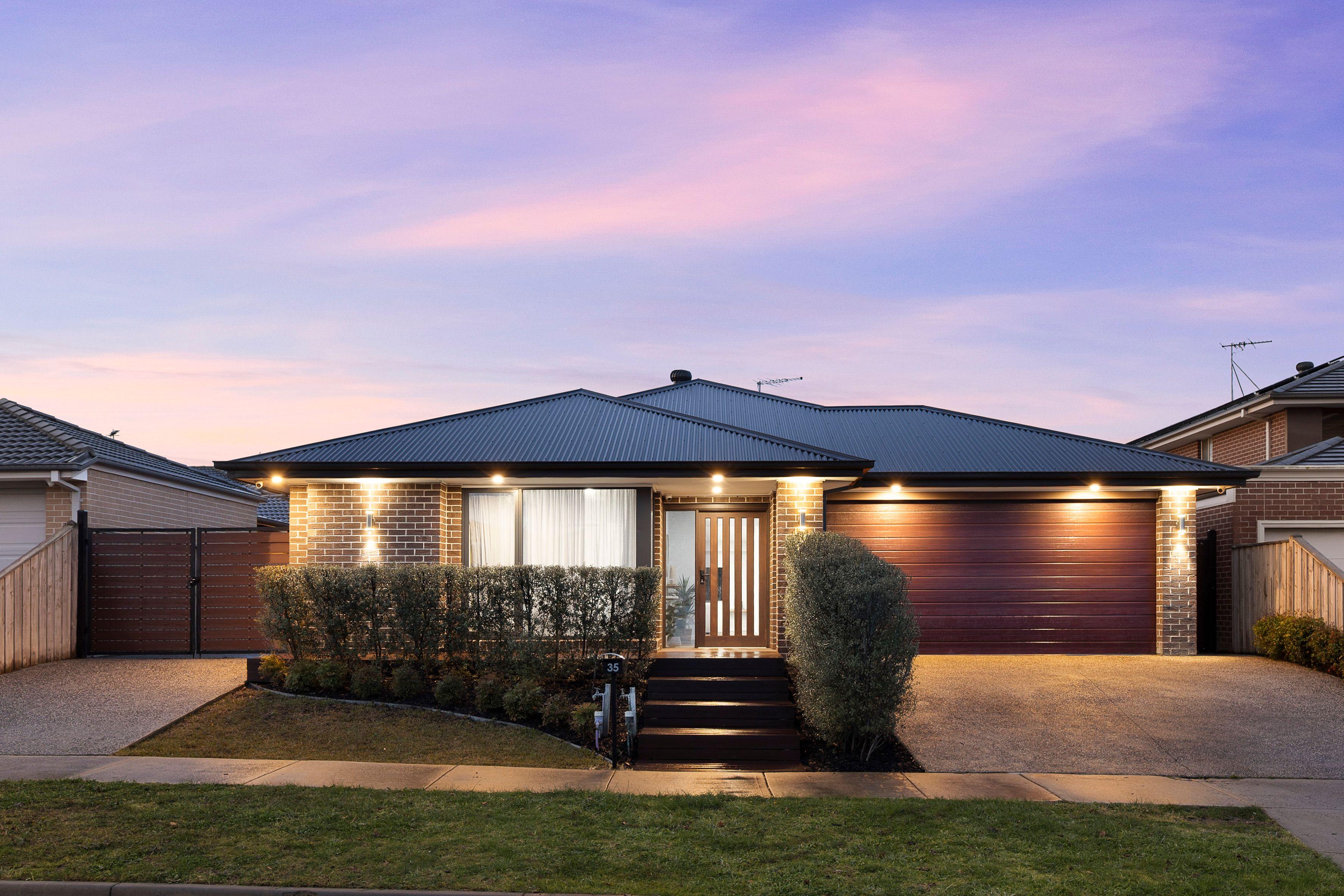 Prop-GPT: House: VIC Mickleham, VIC 3064 Home For Sale